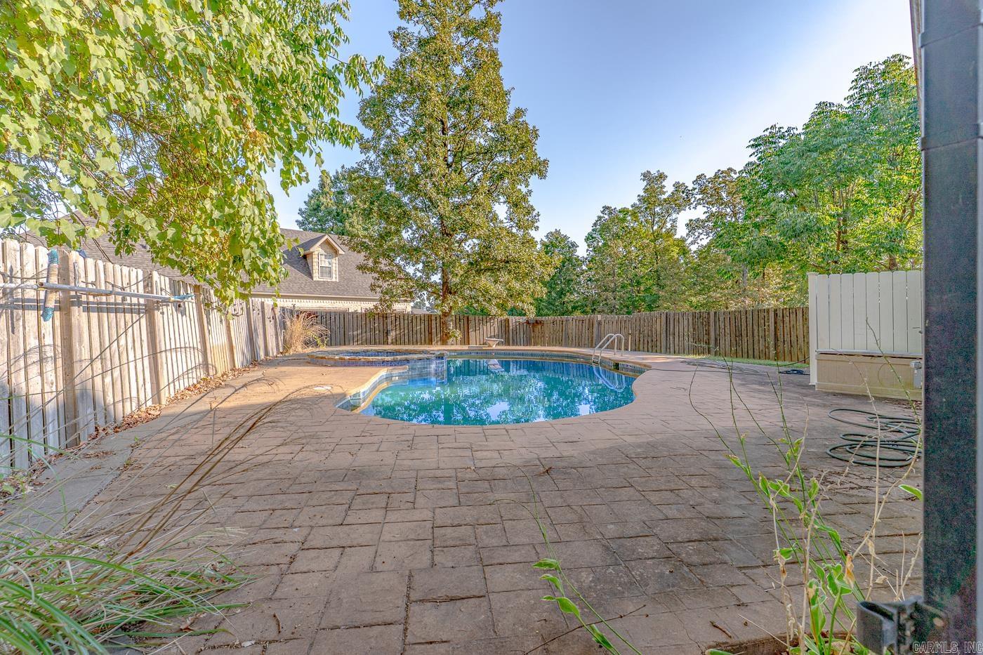 LAKE CREST ESTATES - Residential