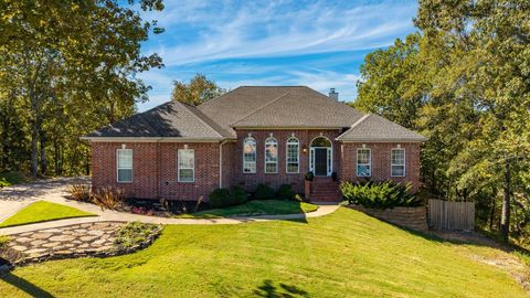Photo of 807 Cobblestone Circle Cir, North Little Rock, AR 72116 (MLS # 25042563)