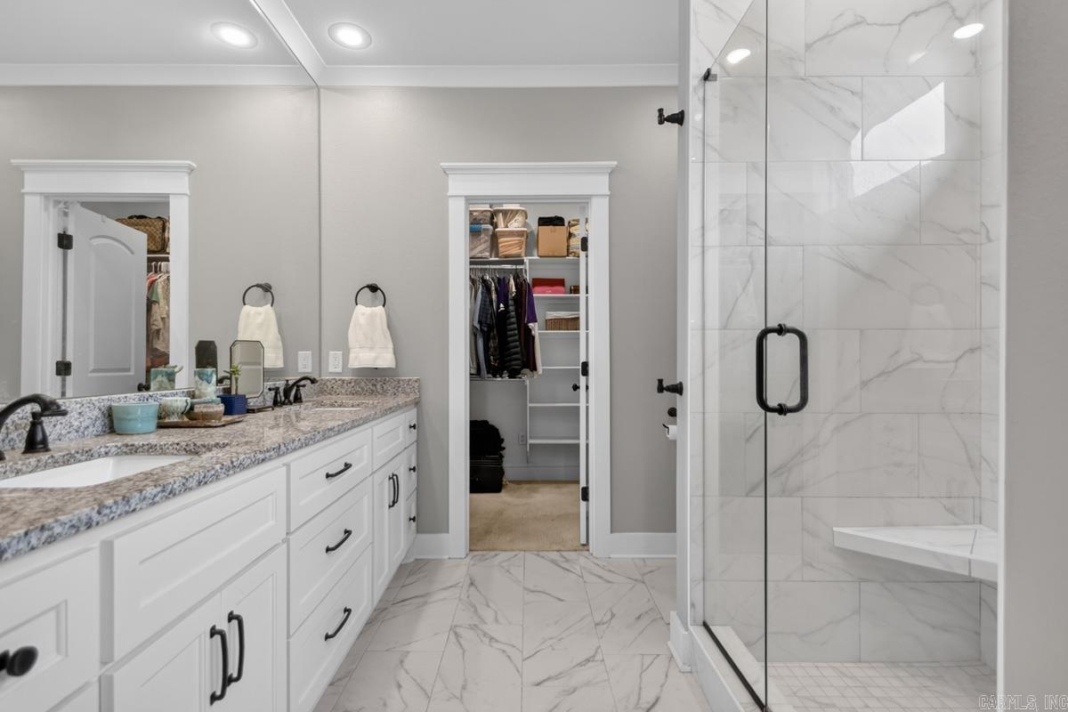 ROBYNMAR - Residential