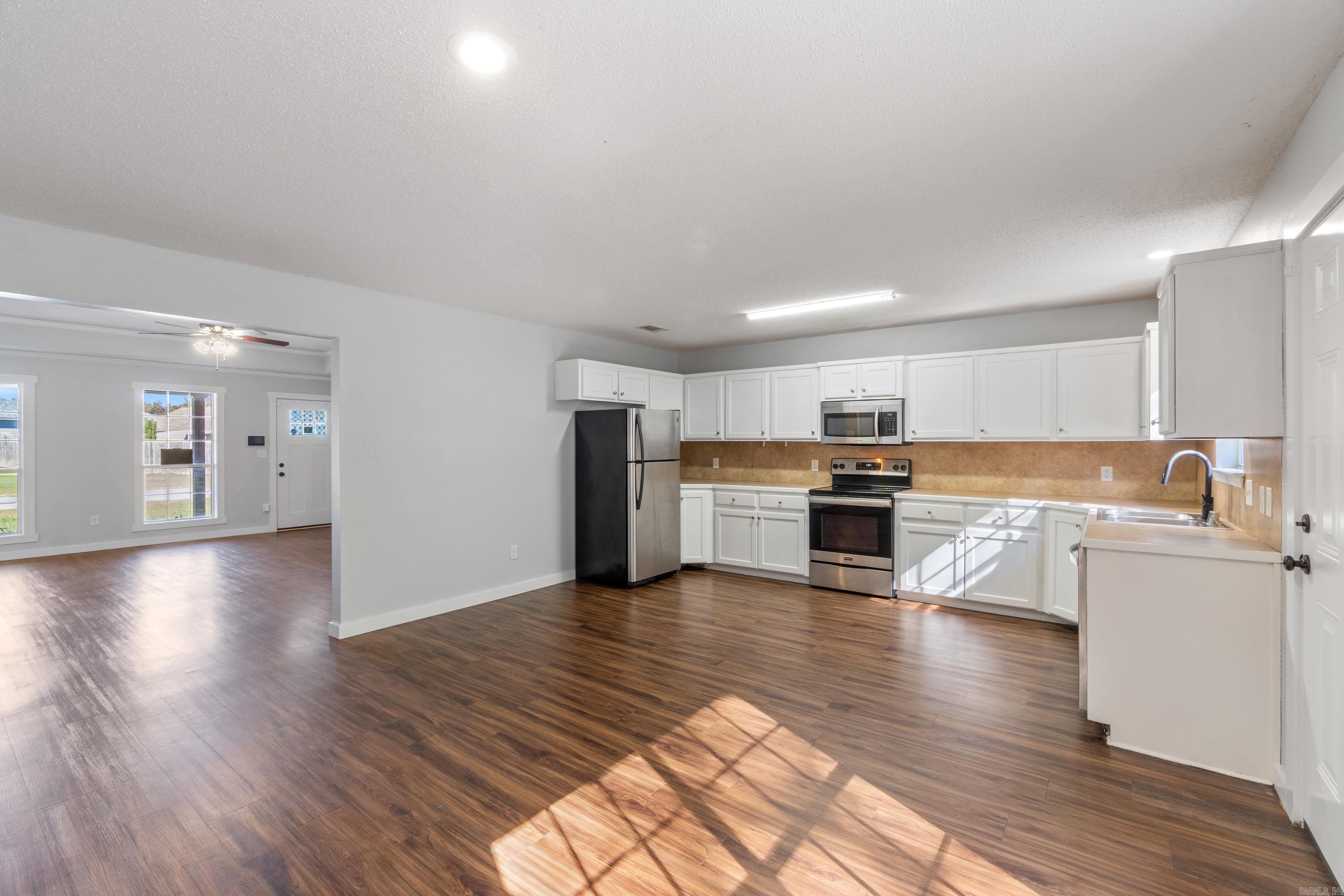 TIMBERLAKE - Residential Lease