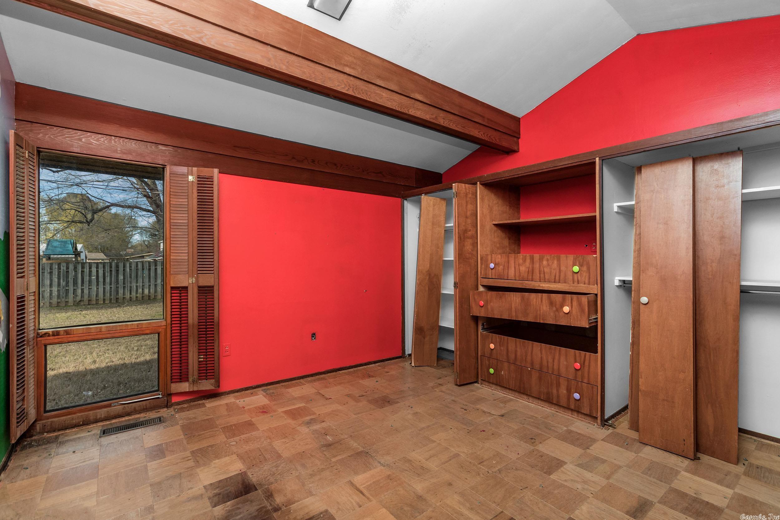 COKER HAMPTON - Residential