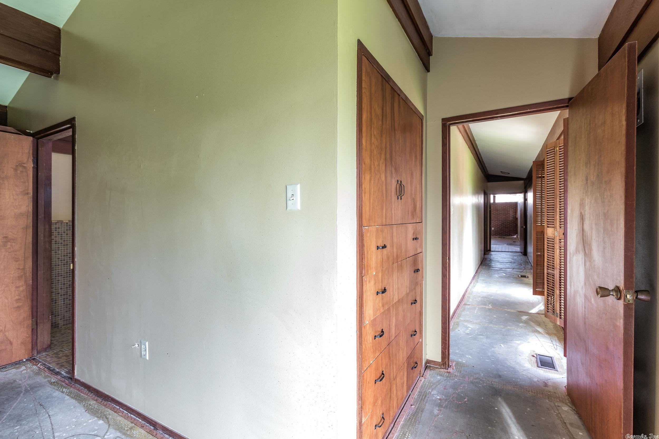 COKER HAMPTON - Residential