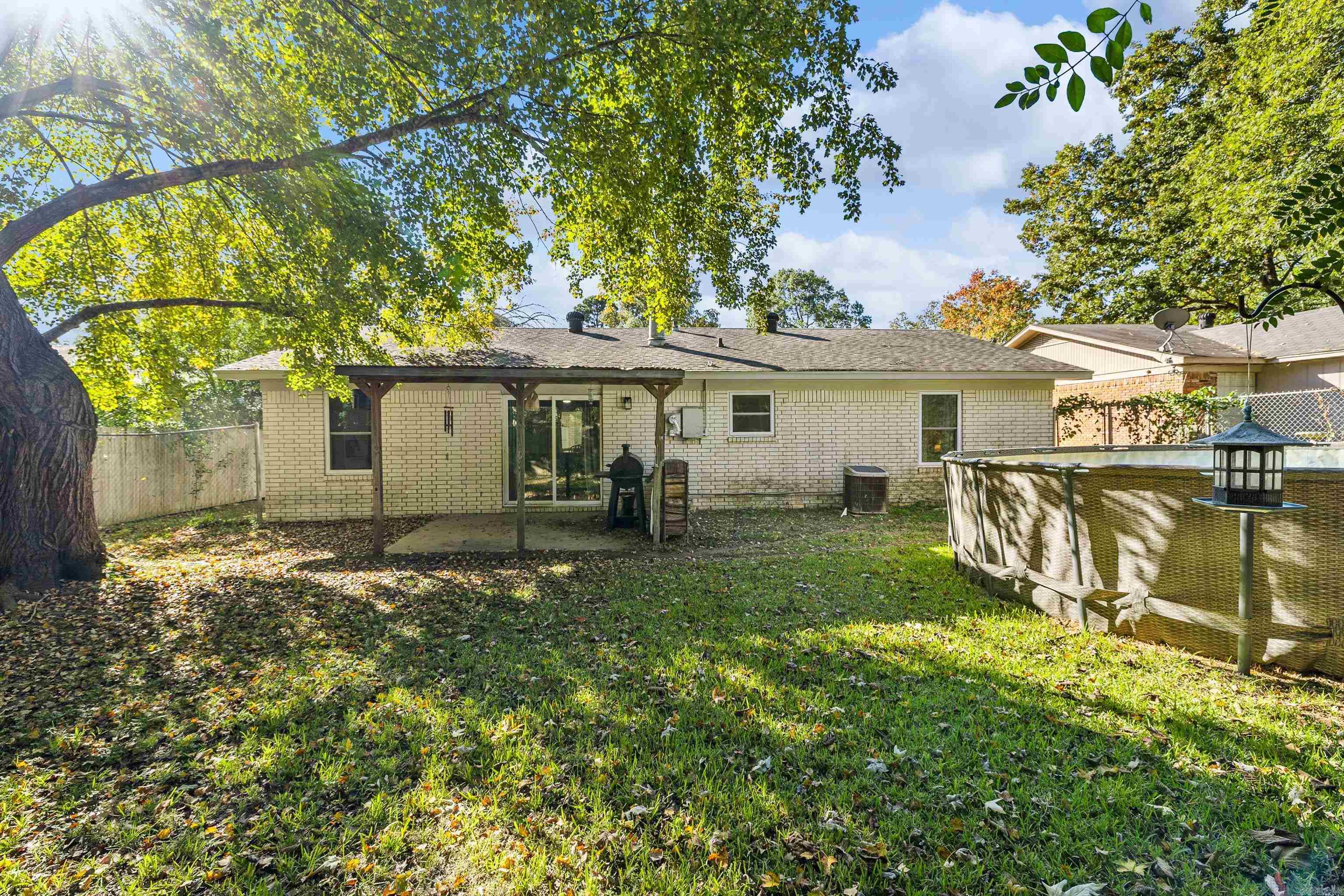 Springhill Manor - Residential