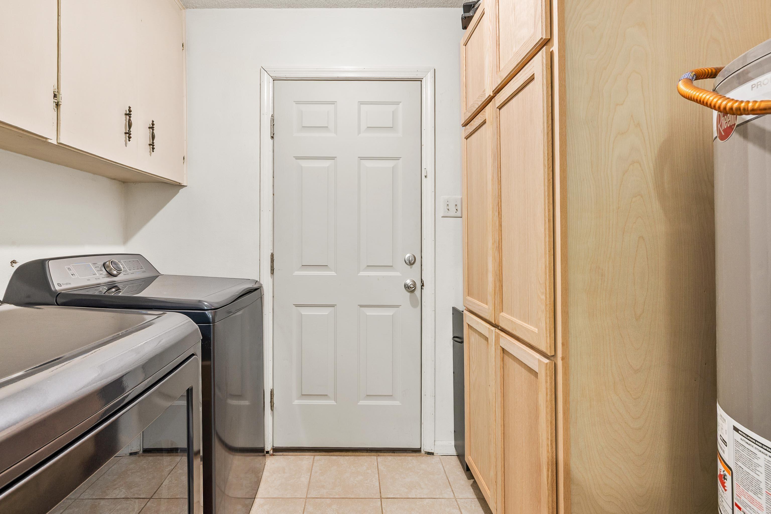 Springhill Manor - Residential