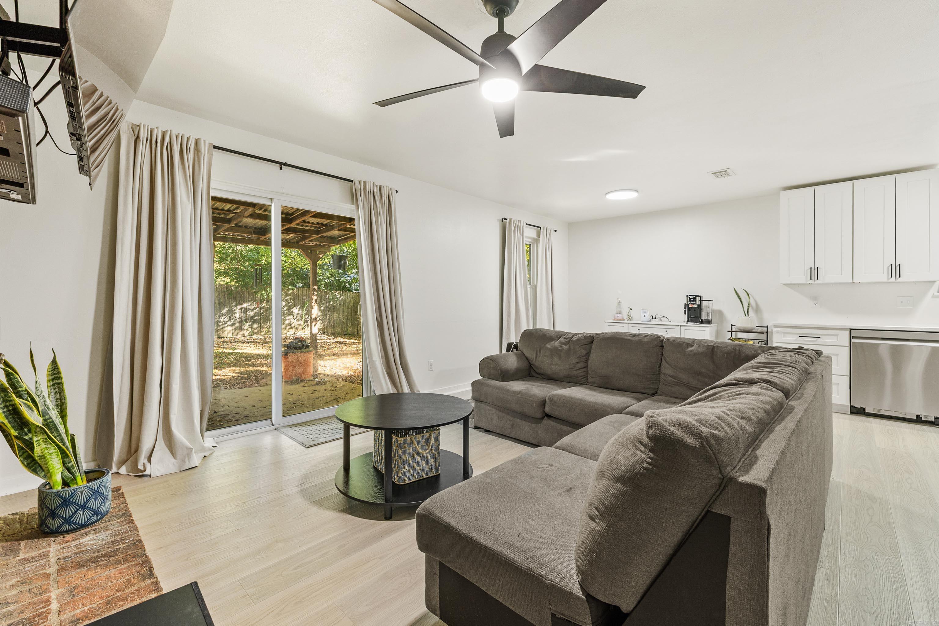 Springhill Manor - Residential