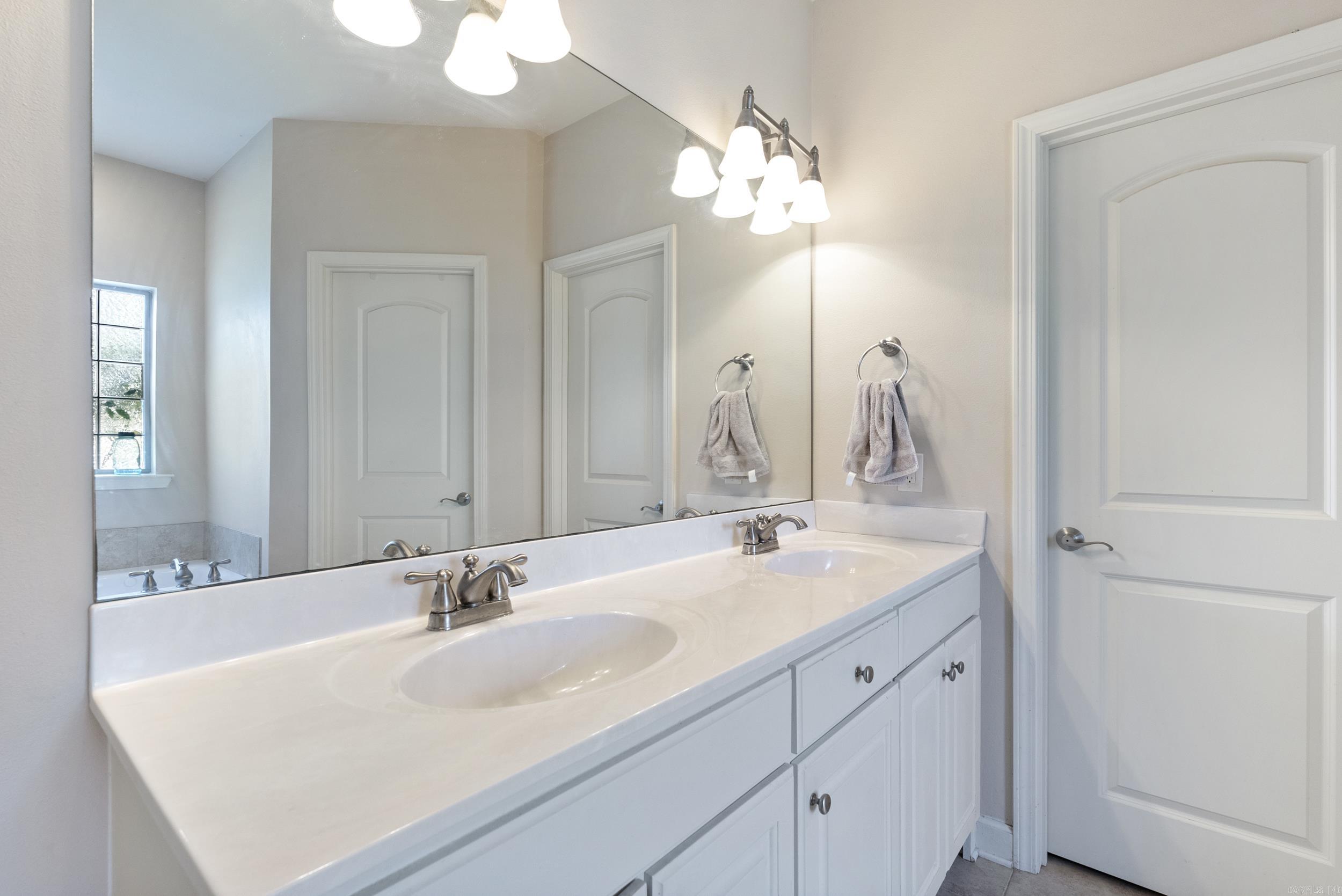 ASHLEY DOWNS - Residential