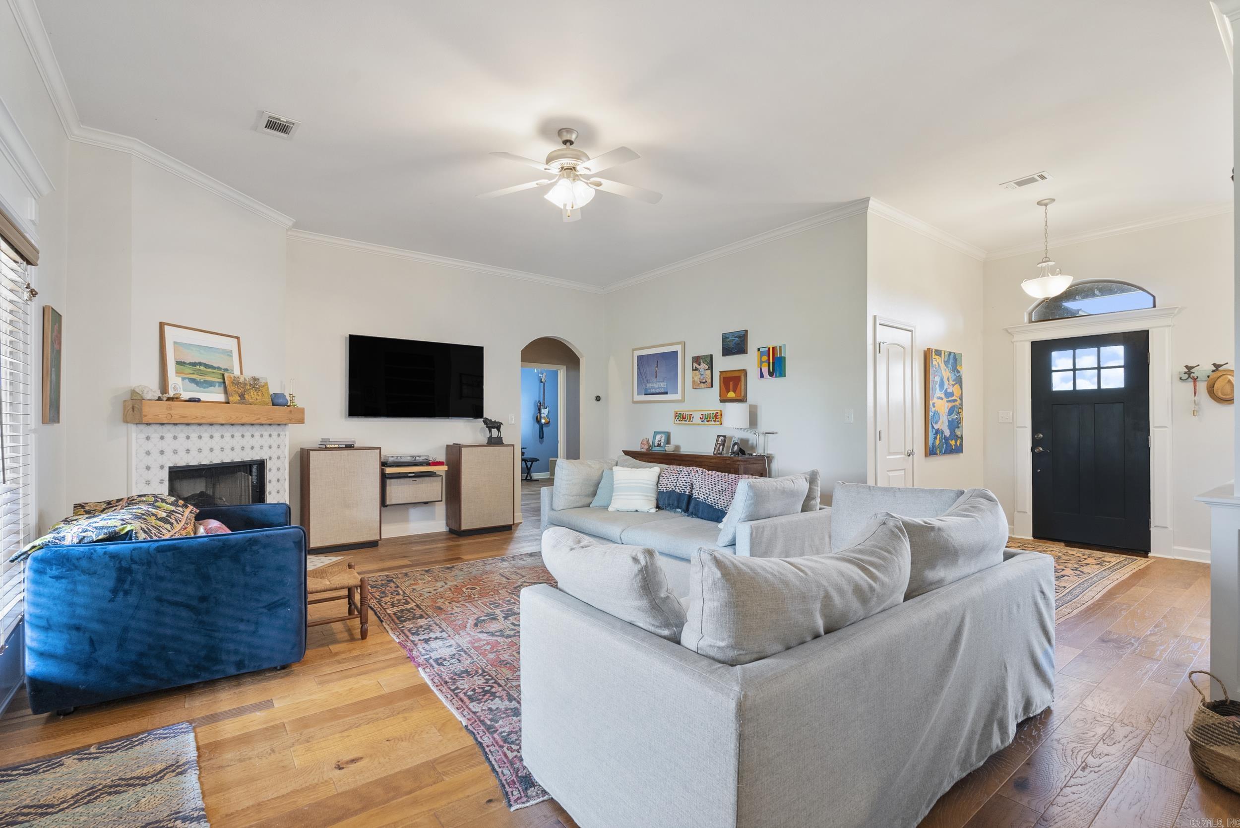 ASHLEY DOWNS - Residential