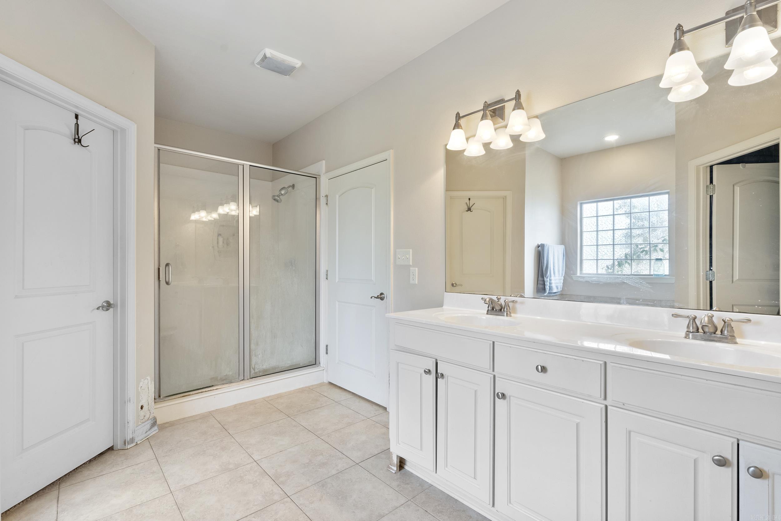 ASHLEY DOWNS - Residential