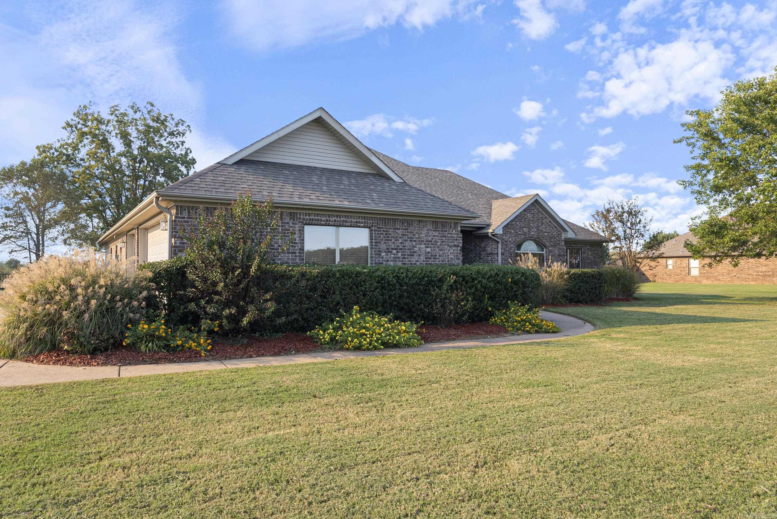 ASHLEY DOWNS - Residential