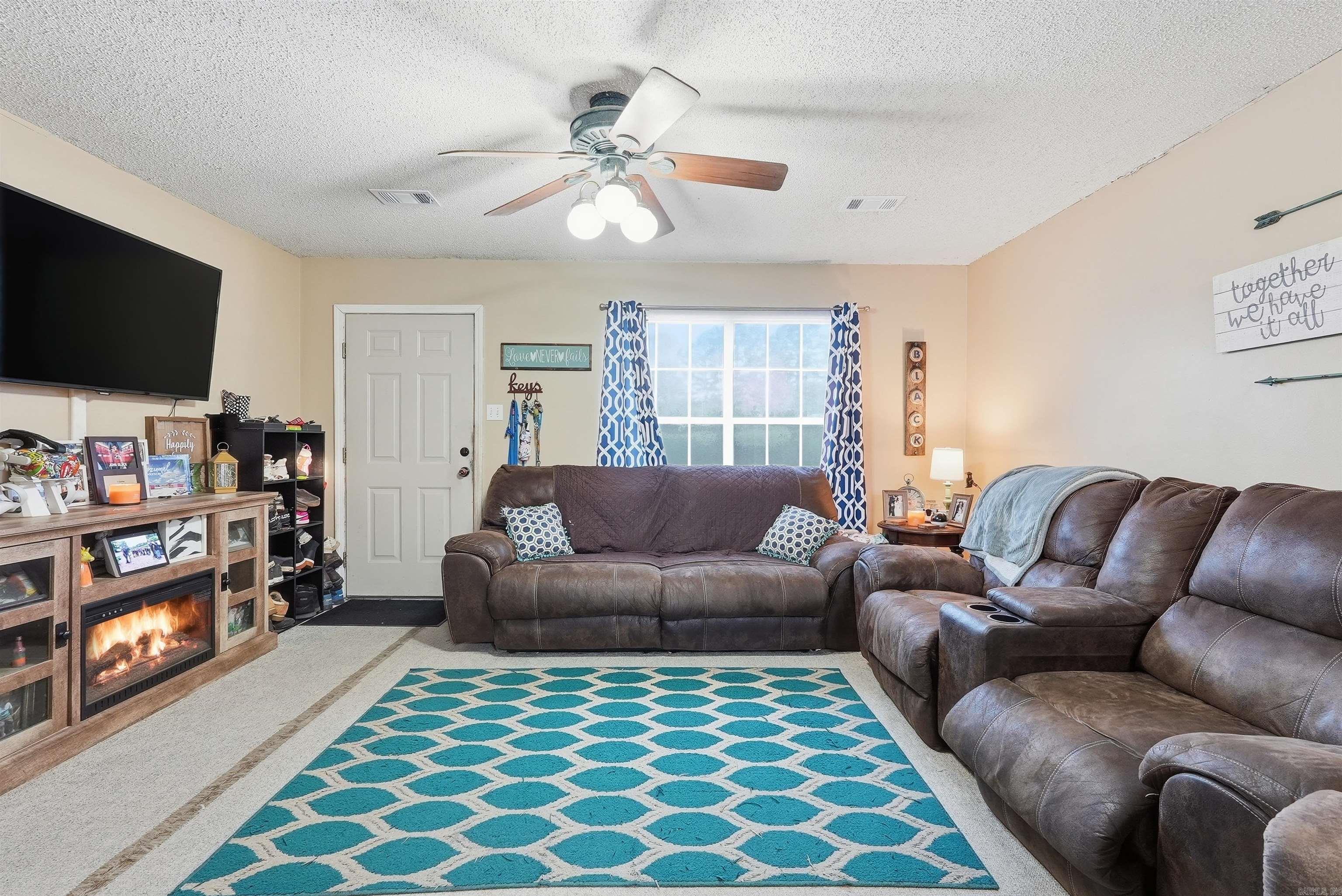 LIBERTY CREEK EST - Residential