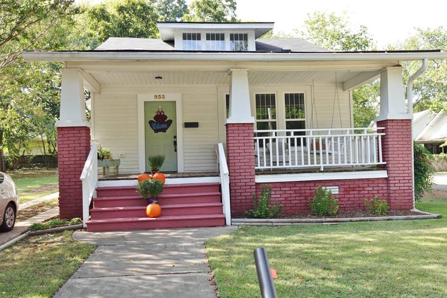 Renovated 3BR/2BA home in Historic District. Wonderful front porch w/porch swing that stays. Enjoy the walk to downtown & close to all 3 colleges. Electric meter & panel box replaced & service to house is buried 2023. All windows replaced, vapor barrier under house, new roof on East side w/attic vents 2022. Downstairs HVAC ductwork sealed/R30 attic insulation added, hand railing on front porch, new shingles on North & South roof 2021. Upstairs BA remodel, frost free hose faucets 2019. All upstairs electric outlets/switches replaced, downstairs interior doors/front ext. door replaced, R13 fiberglass insulation/drywall installed to ext. walls in KIT, pantry, DR & LR 2018. Gutters/downspouts 2017. Custom made solid red oak KIT cabinets & countertops along w/KIT remodel fixtures/lights, BR closets lined w/cedar, LVF in KIT & downstairs BA w/remodel of tile in tub/fixtures/lighting 2016. Upstairs HVAC/thermostat, plumbing lines replaced from ground up, downstairs electric service replaced, KIT subfloor, roof on West side & attic vent., range & microwave, American Standard Package Unit Gas/Electric Seer 13, electric water heater 2015. Fully fenced backyard w/double gates & shed. Zoned O3