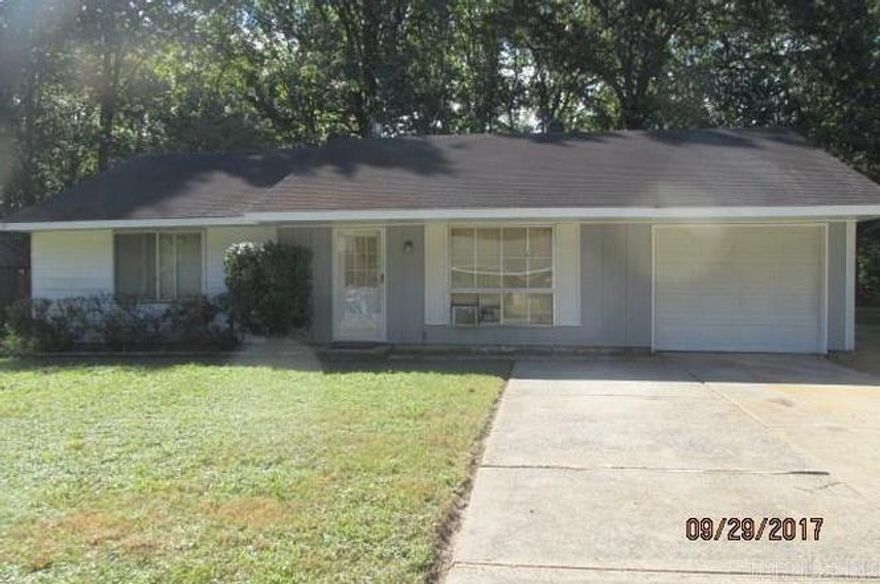 Adorable and renovated 3 bedroom, 1 bathroom home for rent in West Baseline area!