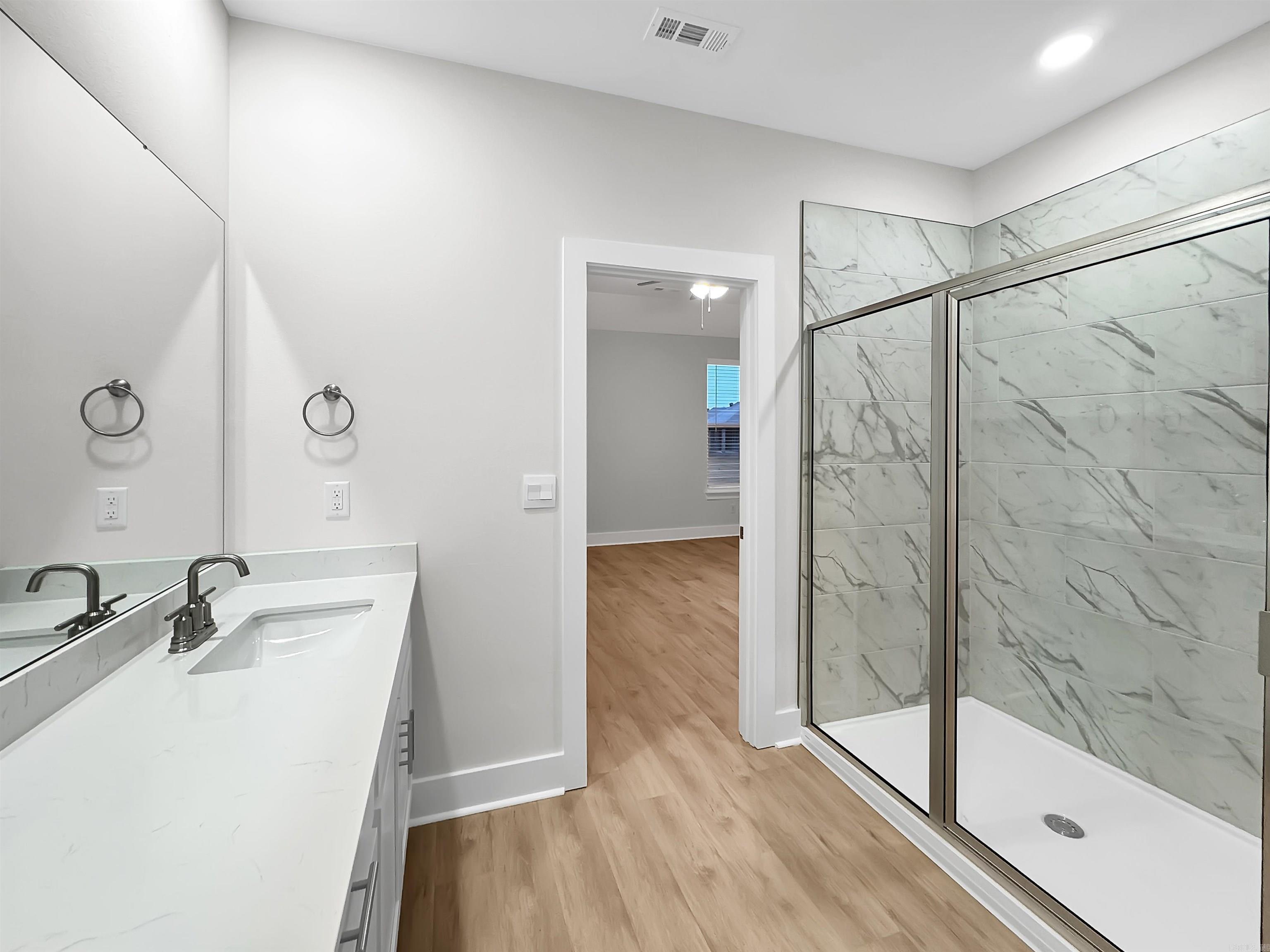 THE RESERVE AT COUNTRY CLUB PHAS - Residential