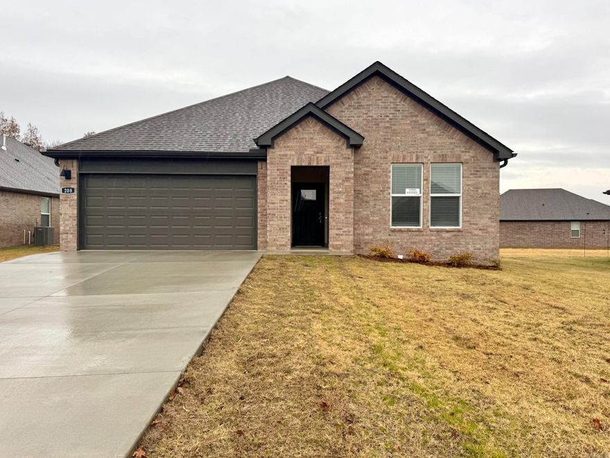 Jubilant Justin Plan. Indulge in the ultimate living experience at The Reserve at Country Club. These meticulously crafted single-family homes are designed to offer unparalleled comfort, luxury, and convenience. Located on the serene southeast side of Maumelle, you will find yourself surrounded by breathtaking natural beauty, yet only minutes away from schools, world-class golf courses, and a plethora of dining options. Come and experience the lifestyle you've always dreamed of in a brand-new home in The Reserve at Country Club!  These homes will be 4 sides brick!  Living room will showcase a beautifully modern Electric Fireplace with heater. Exquisite quartz counters in the kitchen and bathrooms, beautiful kitchen backsplash, LVP flooring and carpet, 9 and 10’ ceilings and more! Tax amount TBD. HOA fees cover management and other.  Estimated completion date is August 2024.