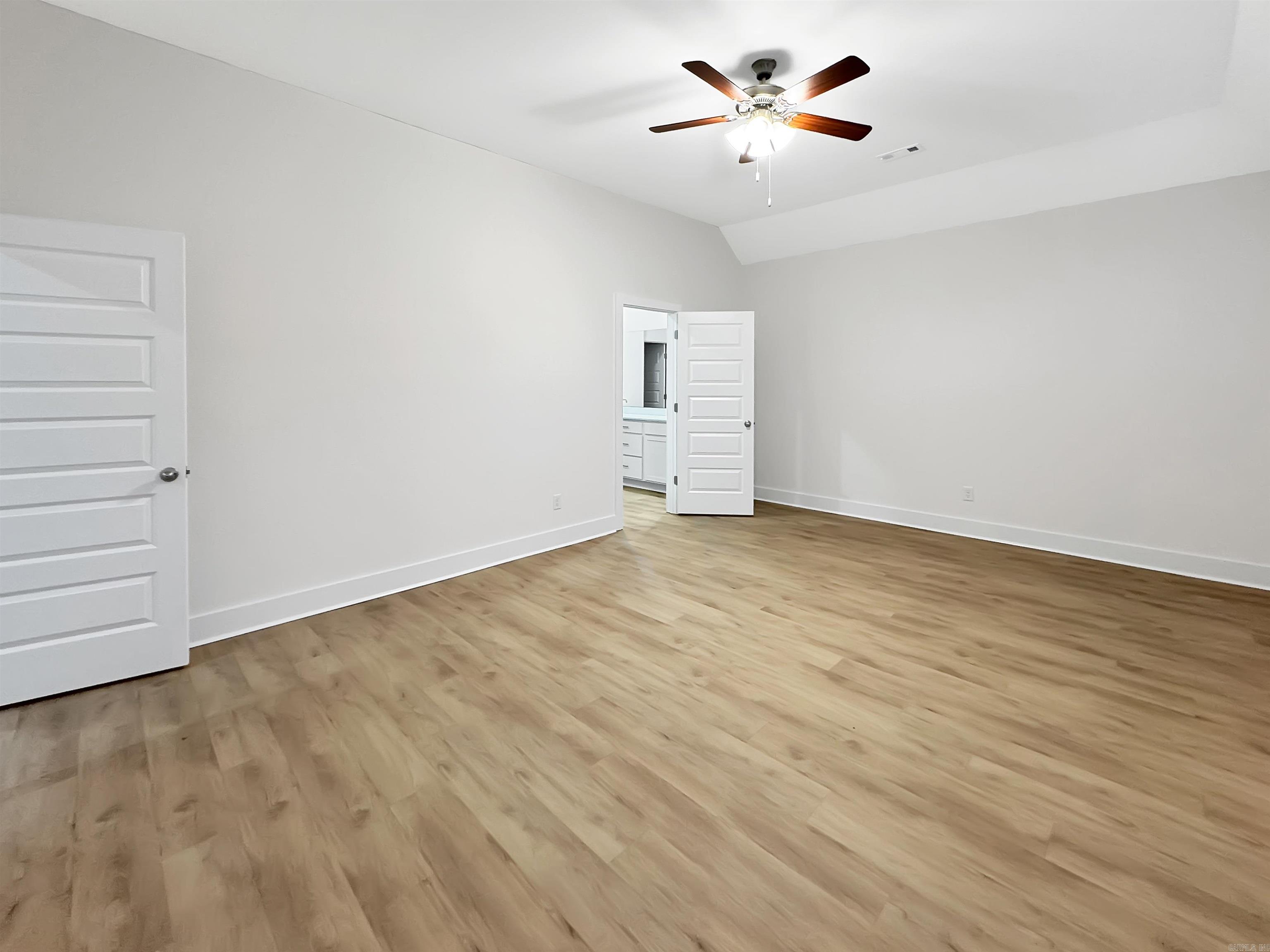 THE RESERVE AT COUNTRY CLUB PHAS - Residential