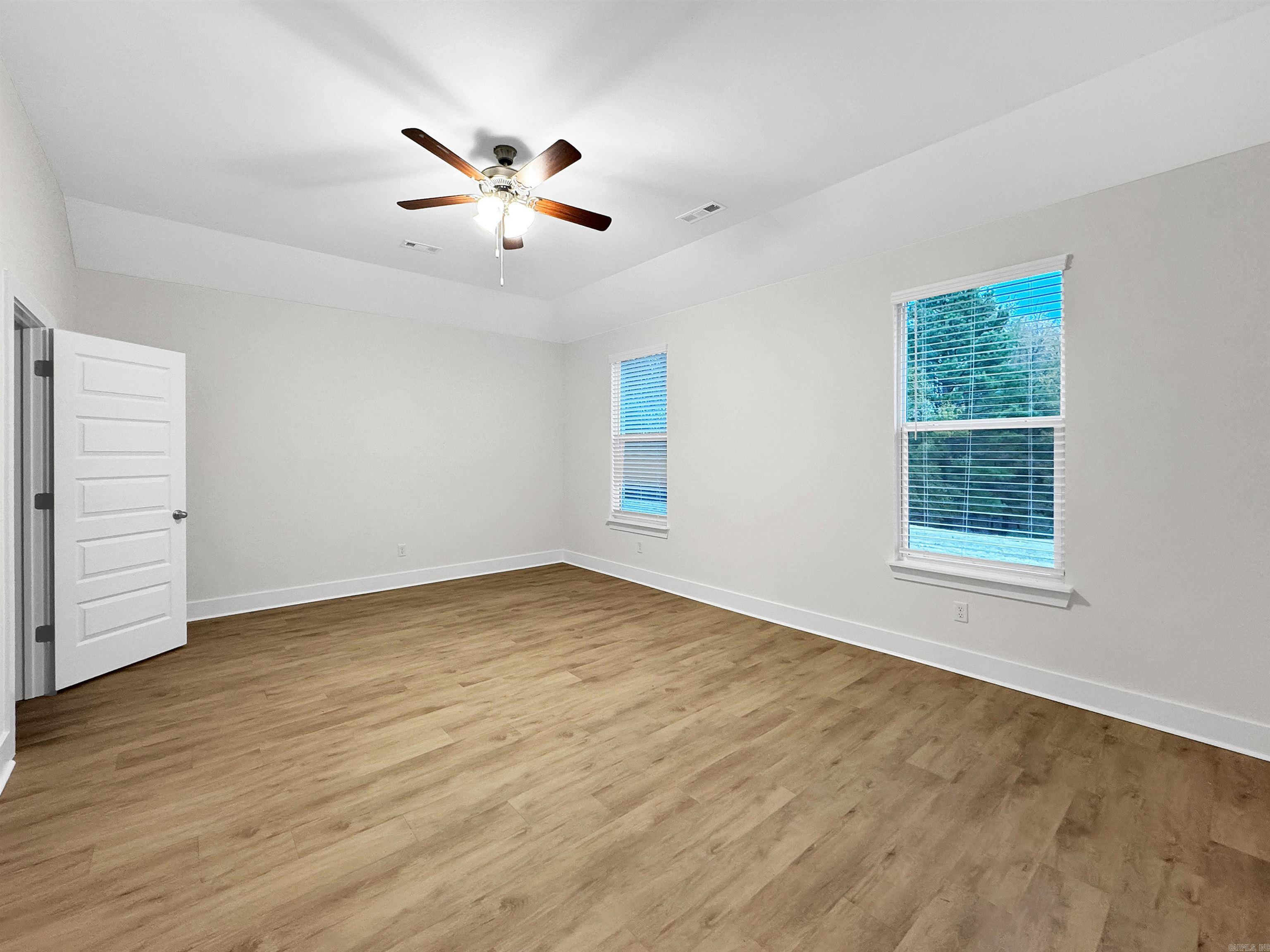 THE RESERVE AT COUNTRY CLUB PHAS - Residential