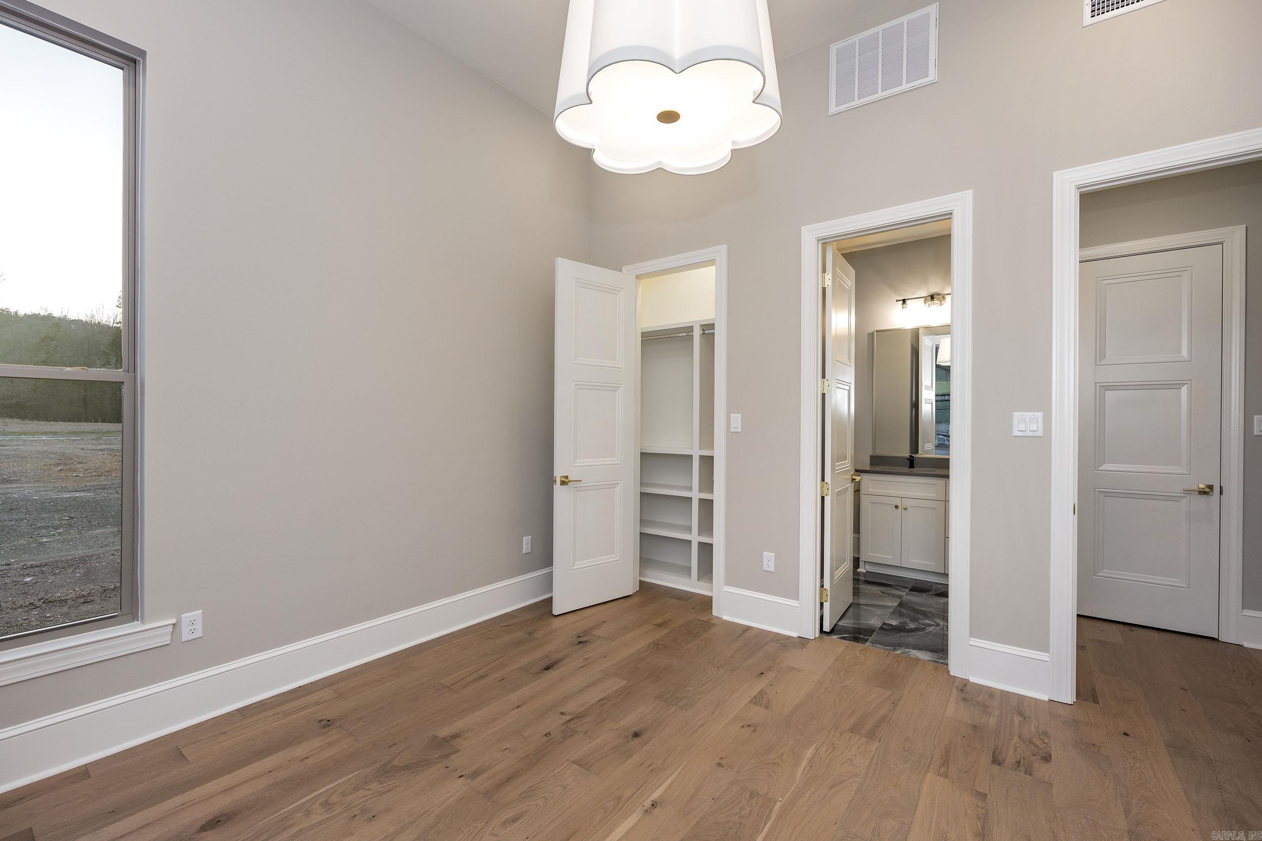 CHENAL VALLEY ABINGTON COURT - Residential