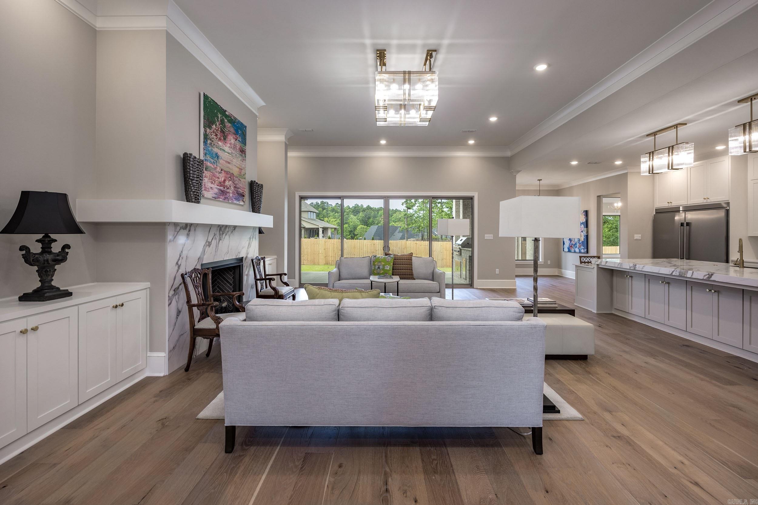 CHENAL VALLEY ABINGTON COURT - Residential