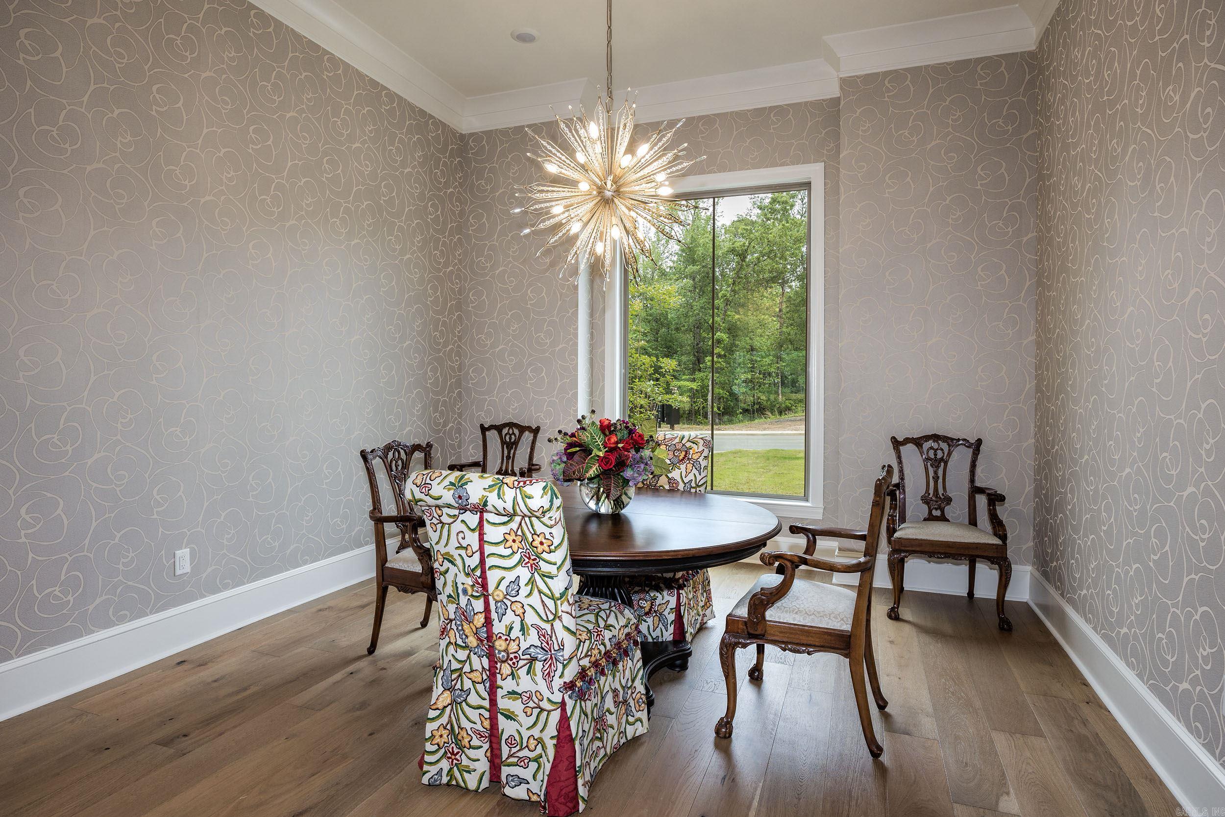 CHENAL VALLEY ABINGTON COURT - Residential