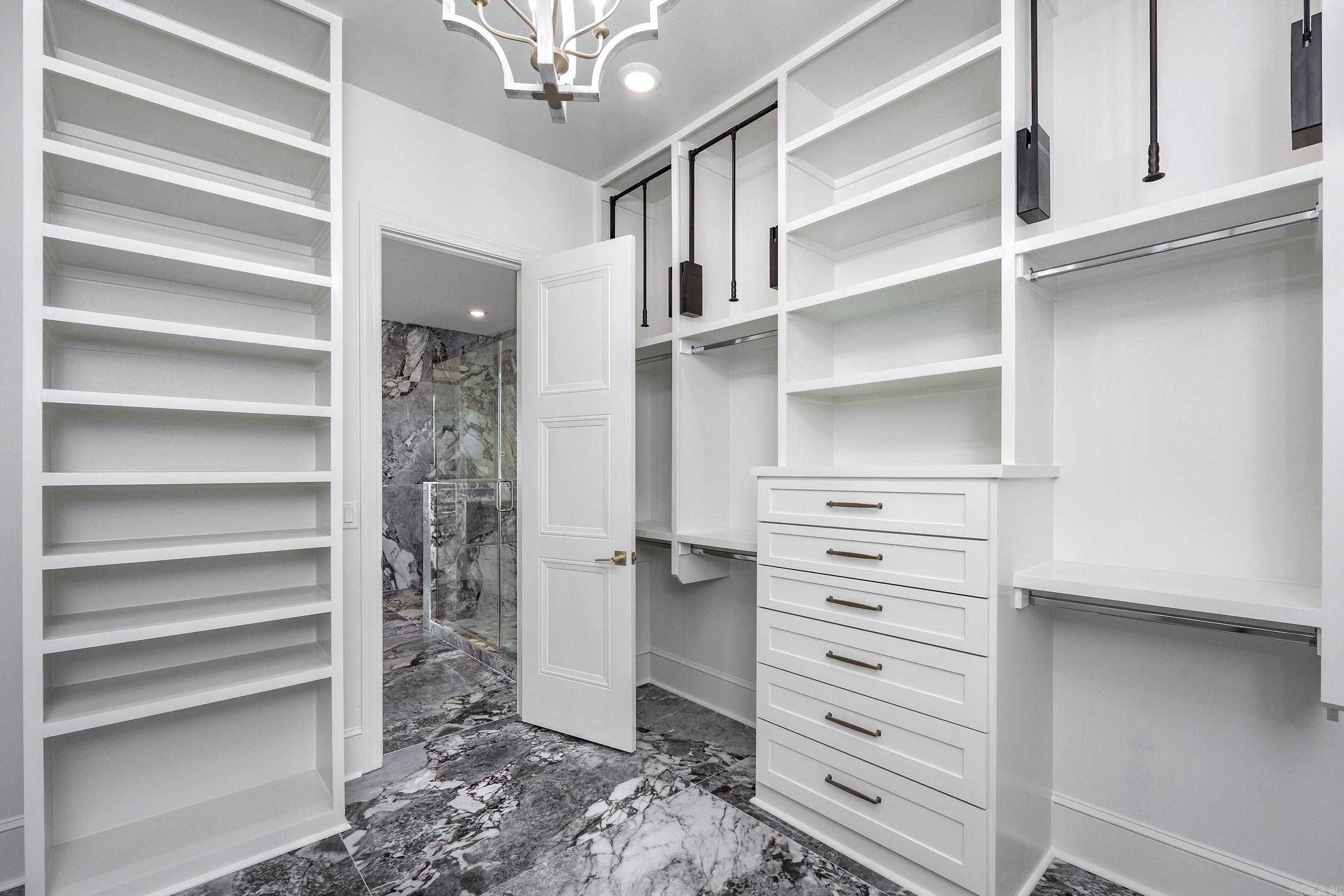 CHENAL VALLEY ABINGTON COURT - Residential