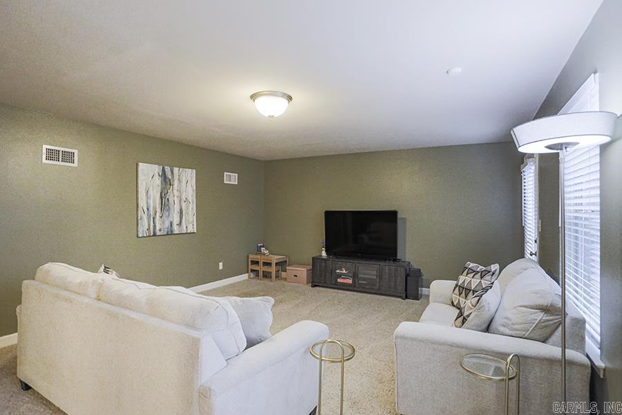 CHENAL VALLEY CHALLAIN PLACE - Residential