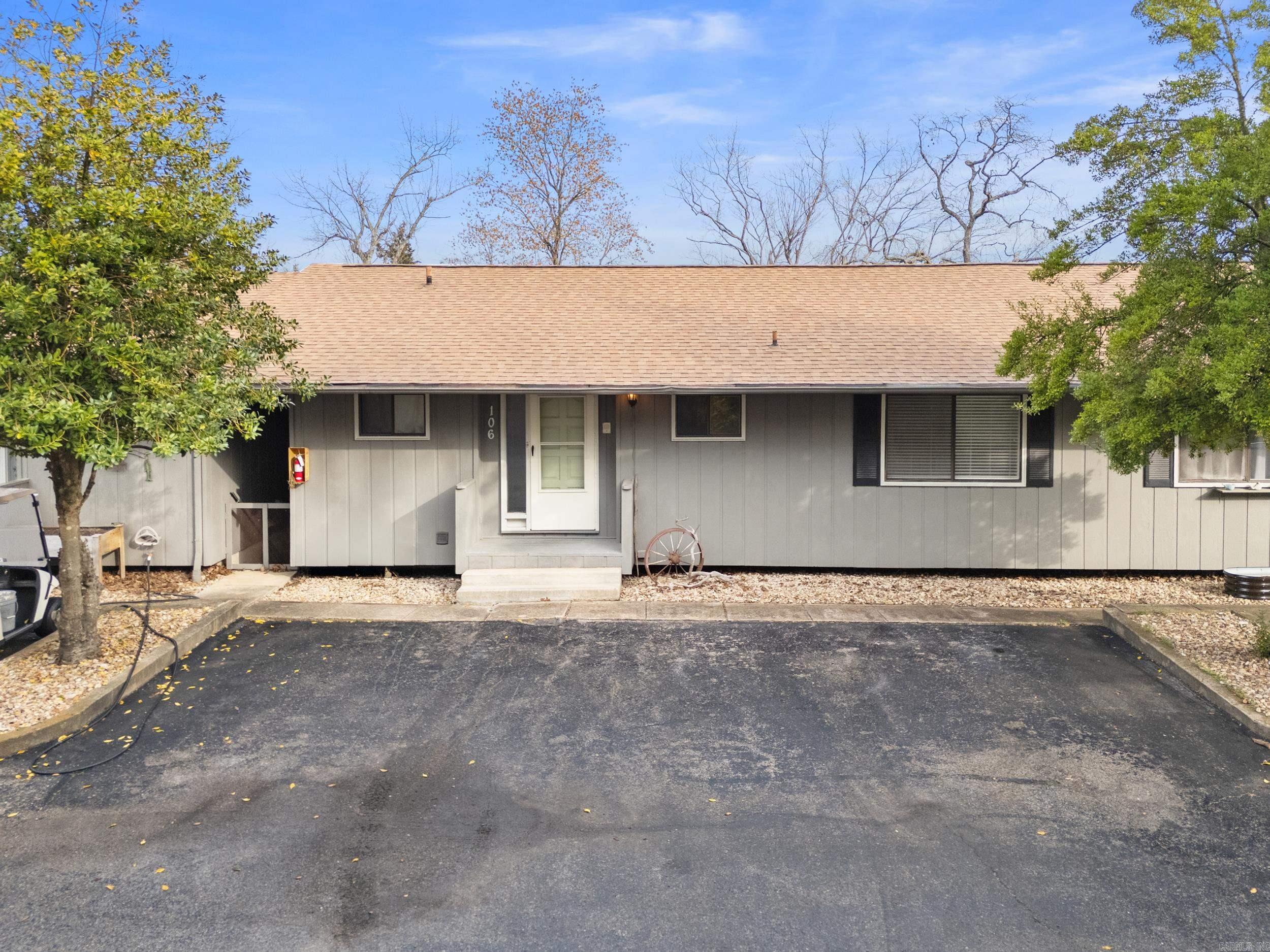 MOCKING BIRD HILLS - Residential