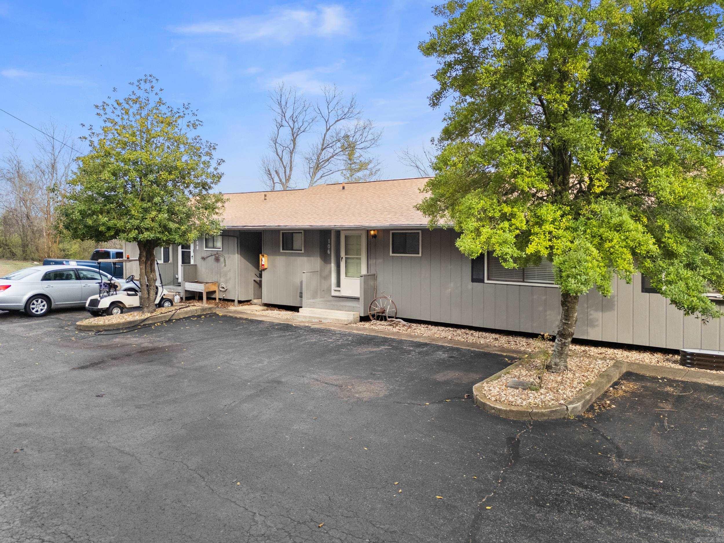 MOCKING BIRD HILLS - Residential