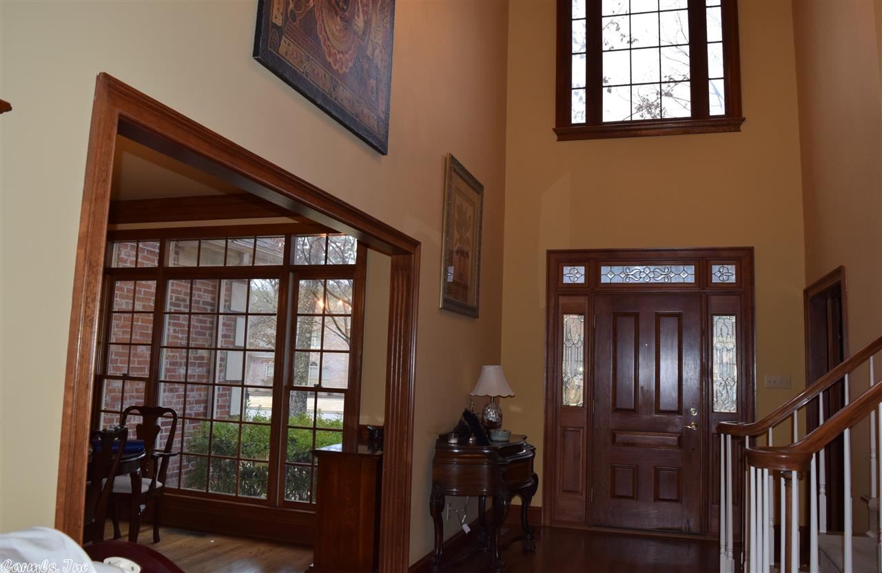 CHENAL VALLEY CHENAL CIRCLE - Residential