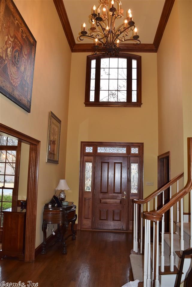 CHENAL VALLEY CHENAL CIRCLE - Residential