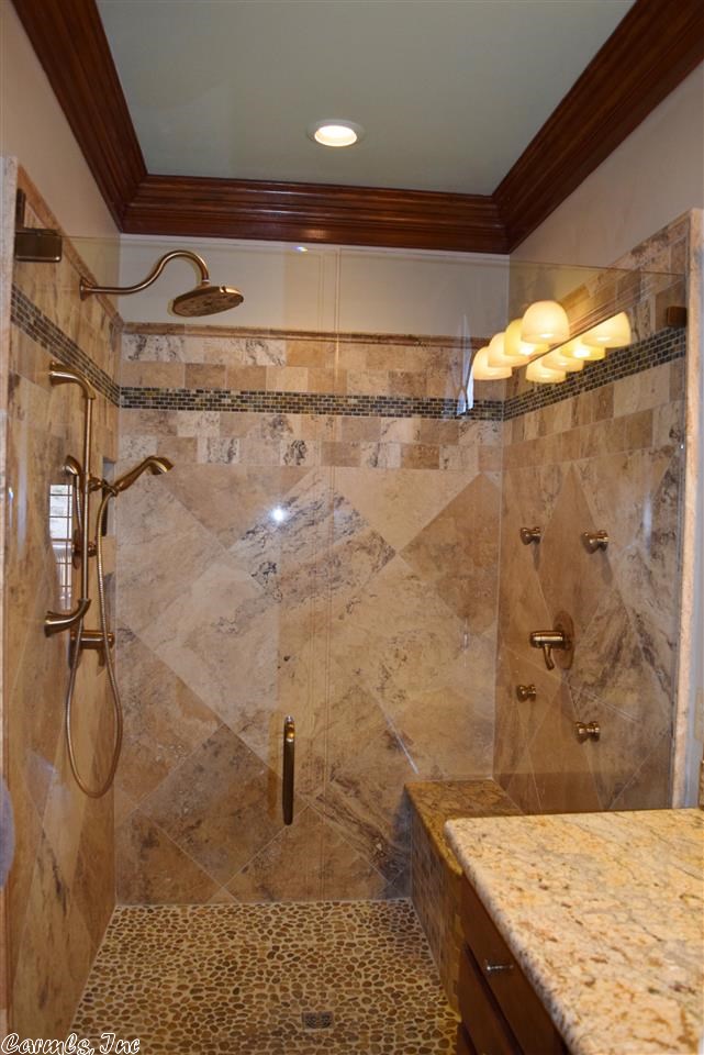 CHENAL VALLEY CHENAL CIRCLE - Residential