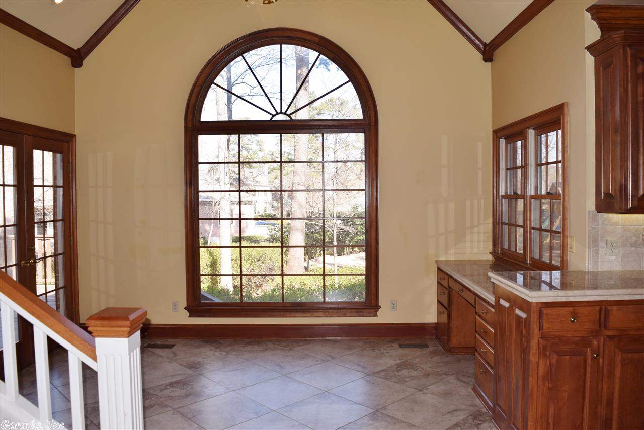 CHENAL VALLEY CHENAL CIRCLE - Residential