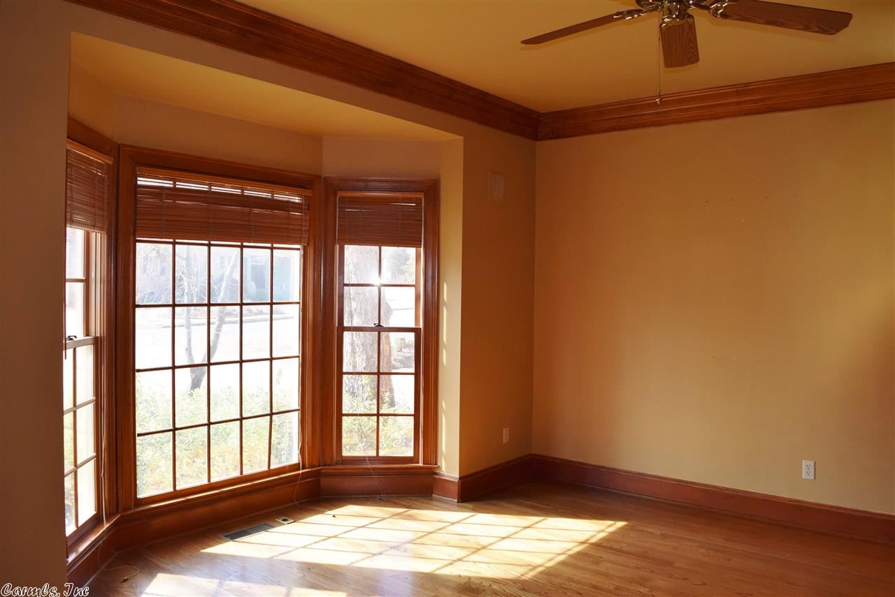 CHENAL VALLEY CHENAL CIRCLE - Residential