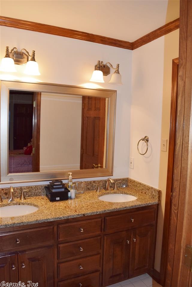 CHENAL VALLEY CHENAL CIRCLE - Residential