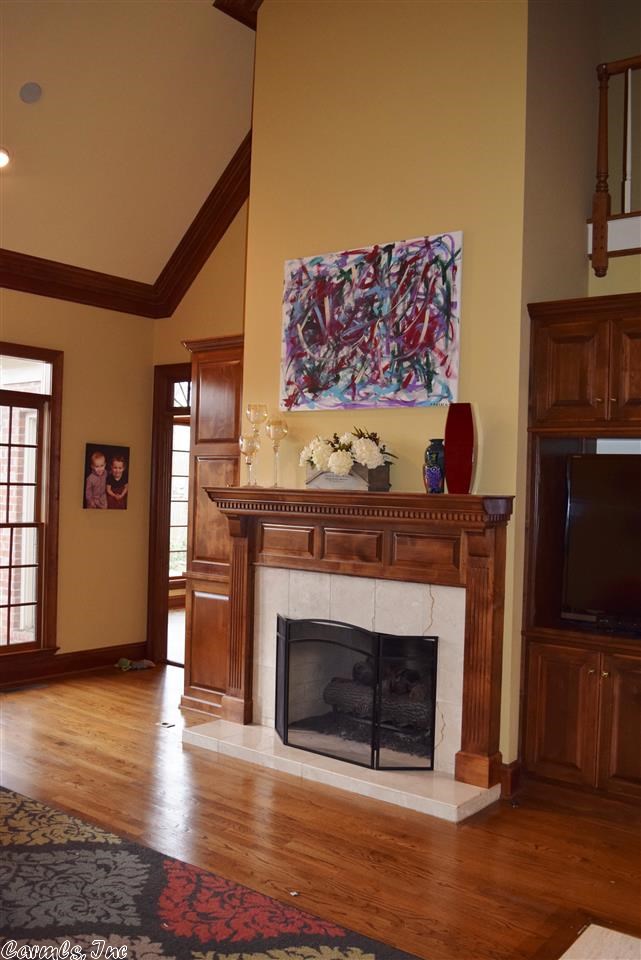 CHENAL VALLEY CHENAL CIRCLE - Residential