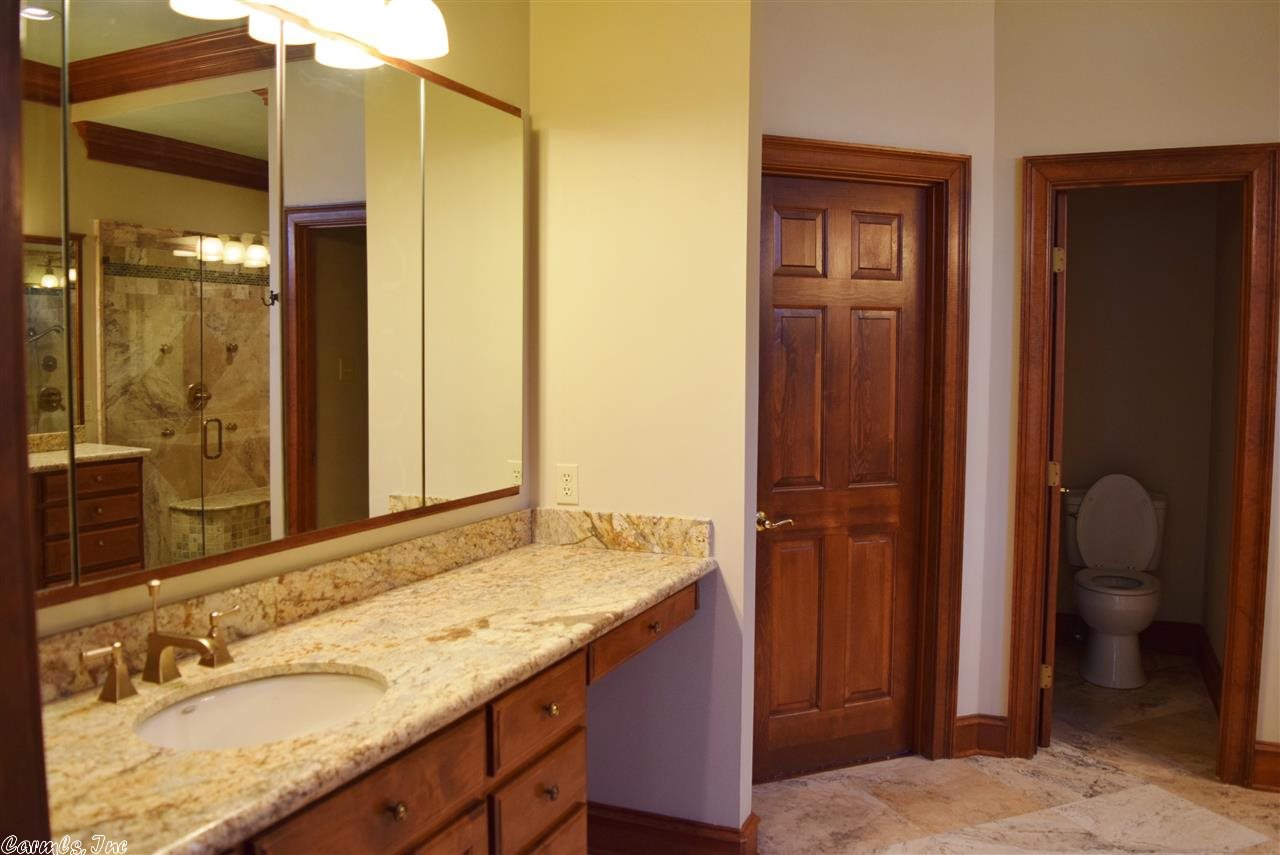 CHENAL VALLEY CHENAL CIRCLE - Residential