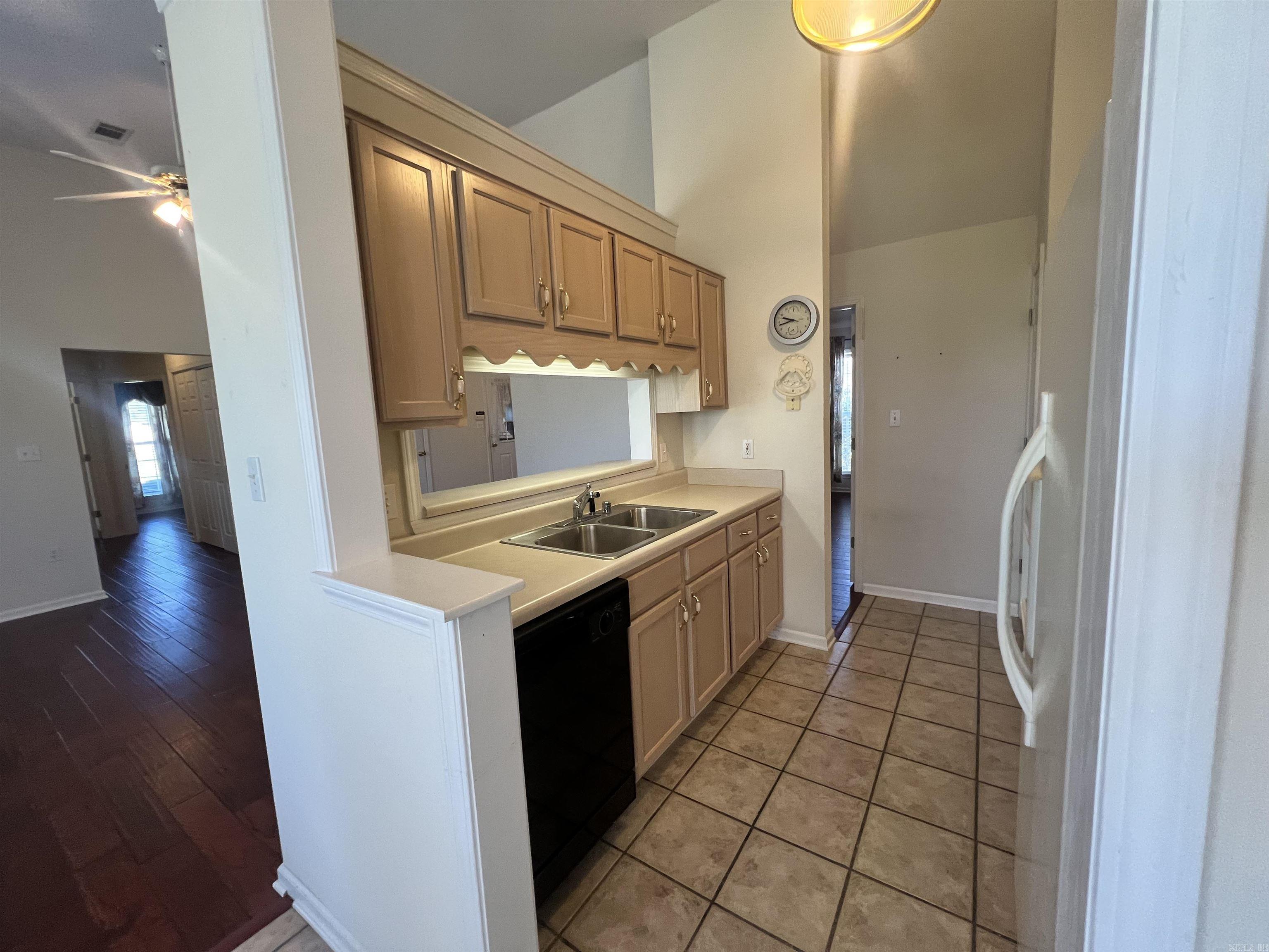 Country Squire - Residential