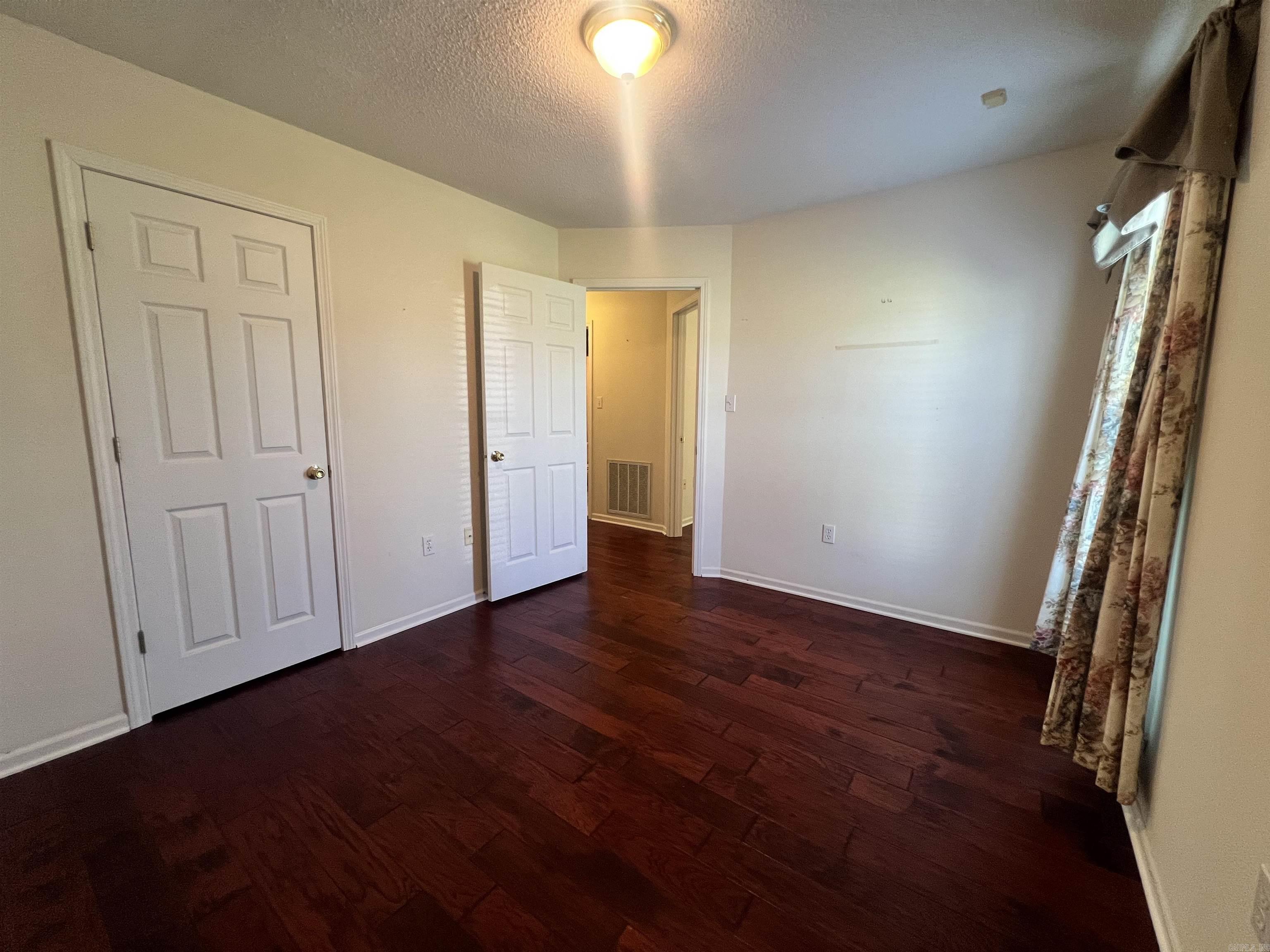 Country Squire - Residential