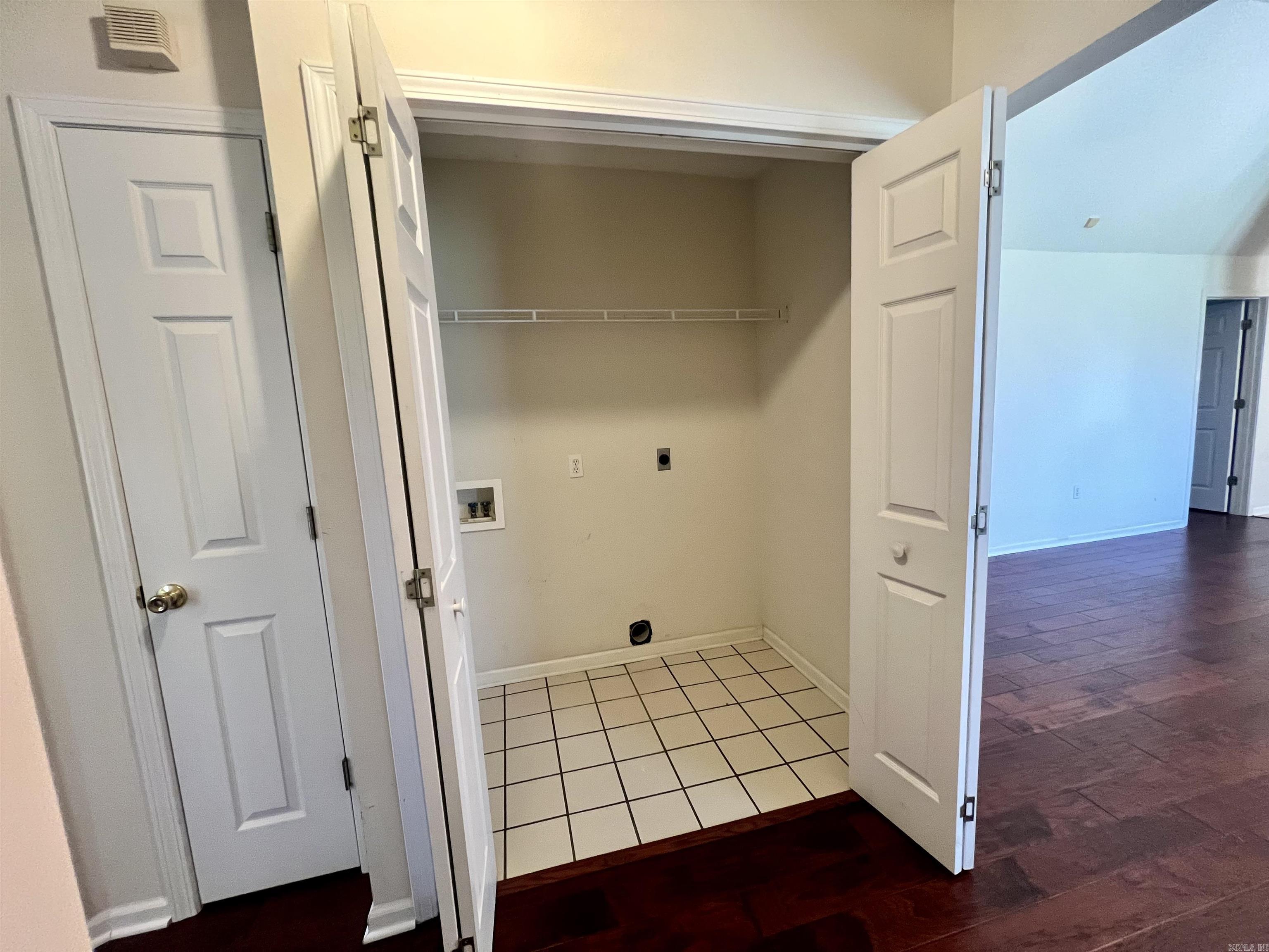 Country Squire - Residential