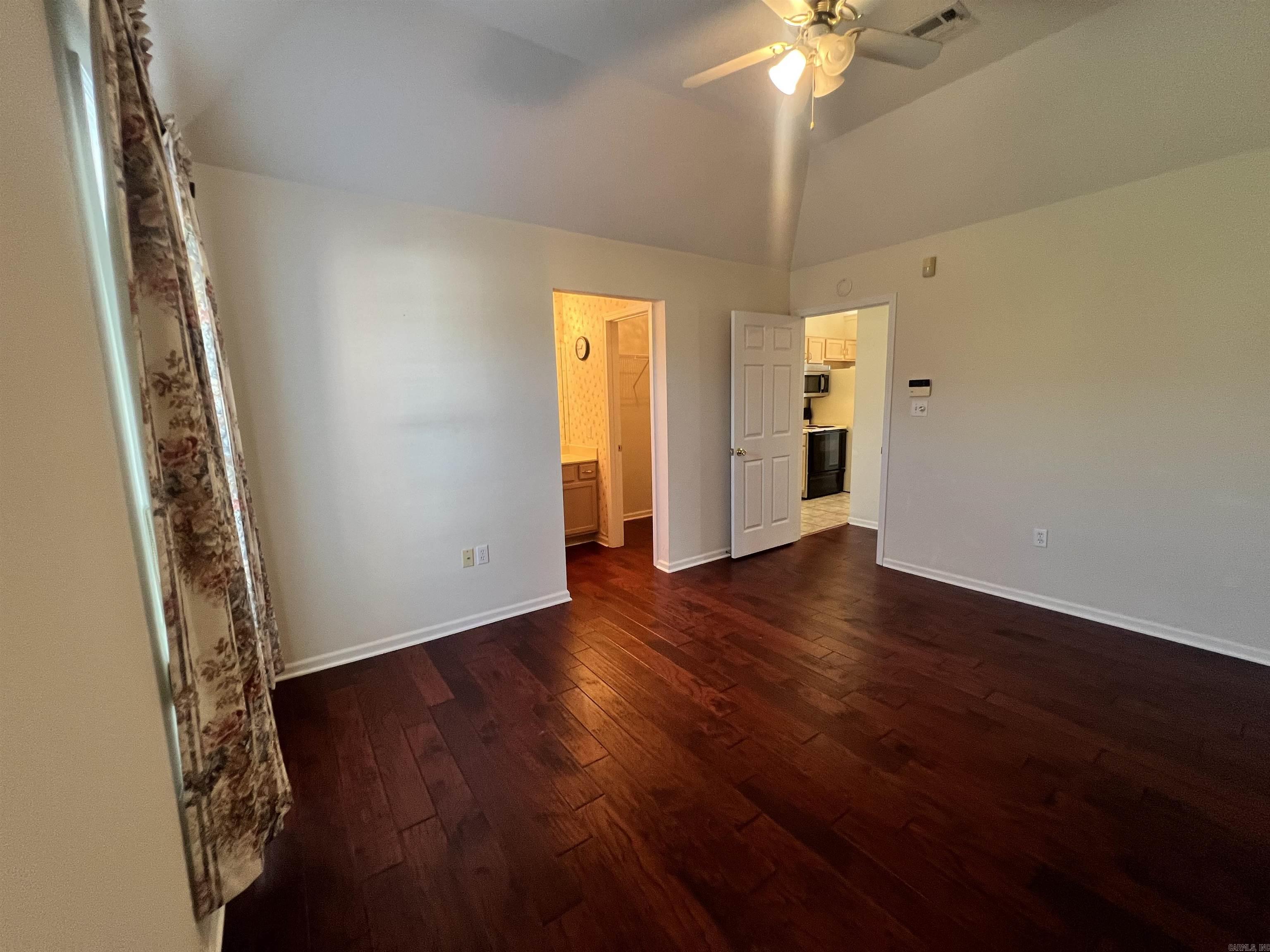 Country Squire - Residential