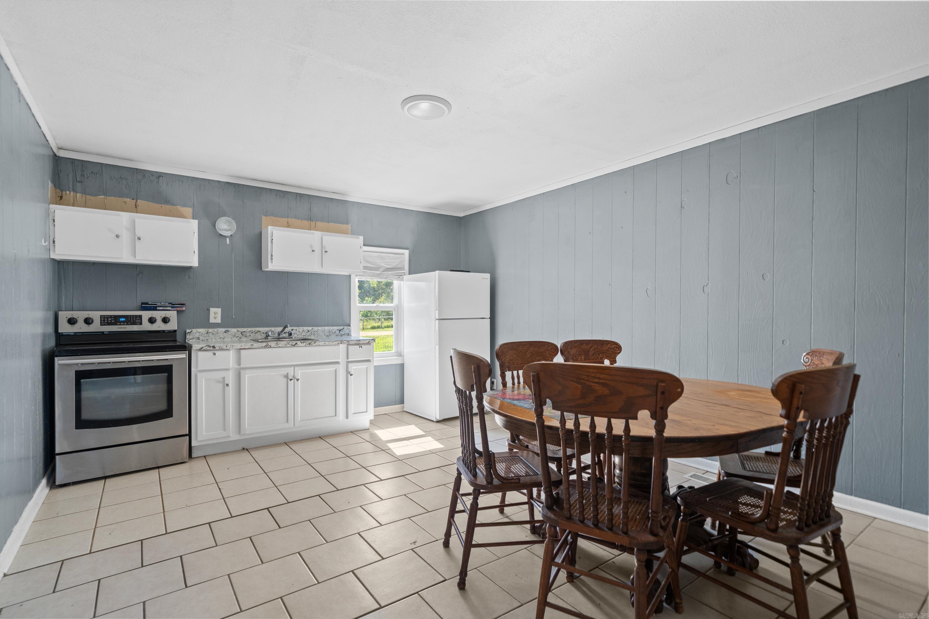 Garland - Residential