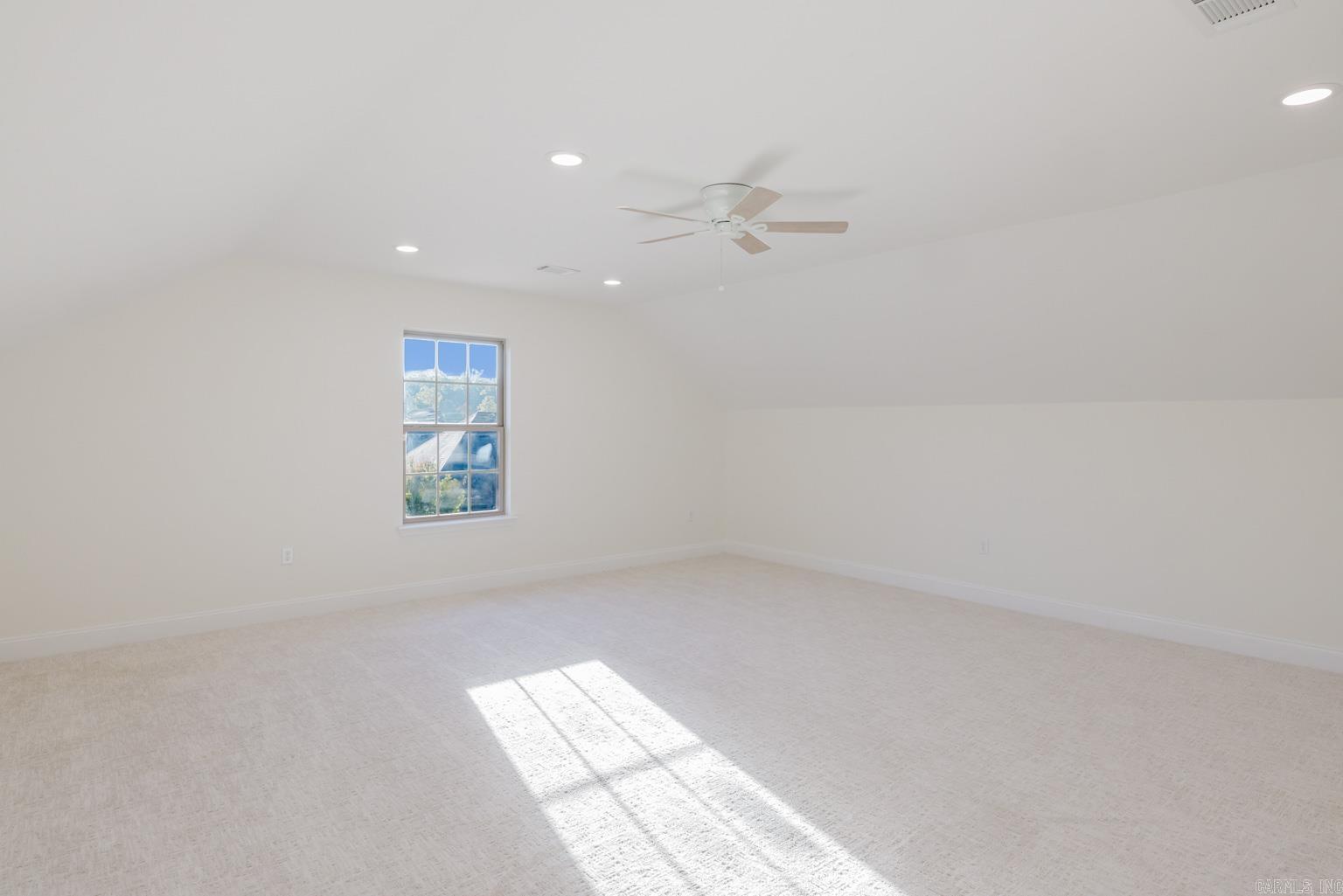 GRACE VILLAGE - Residential