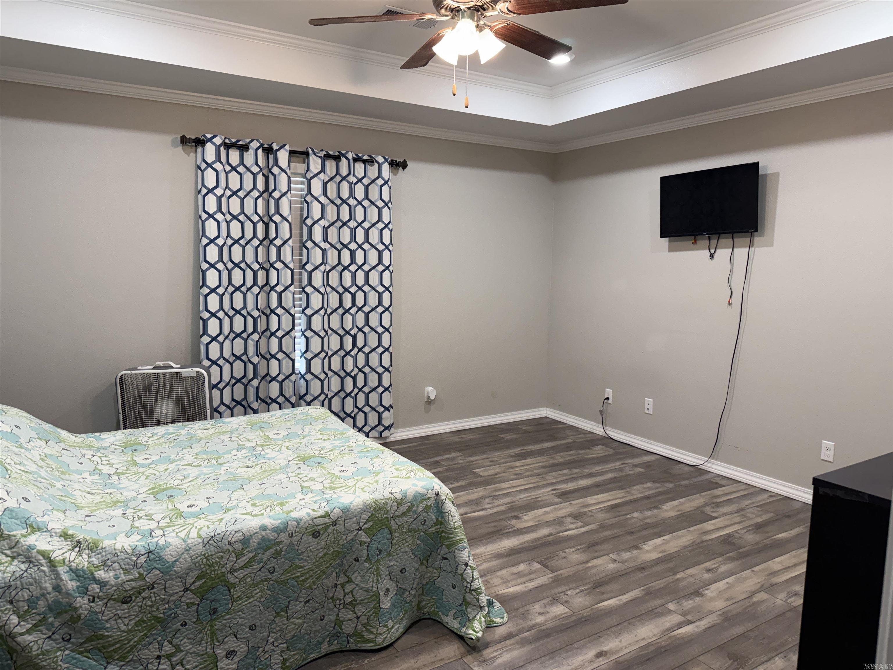 TAYLOR ESTATES - Residential