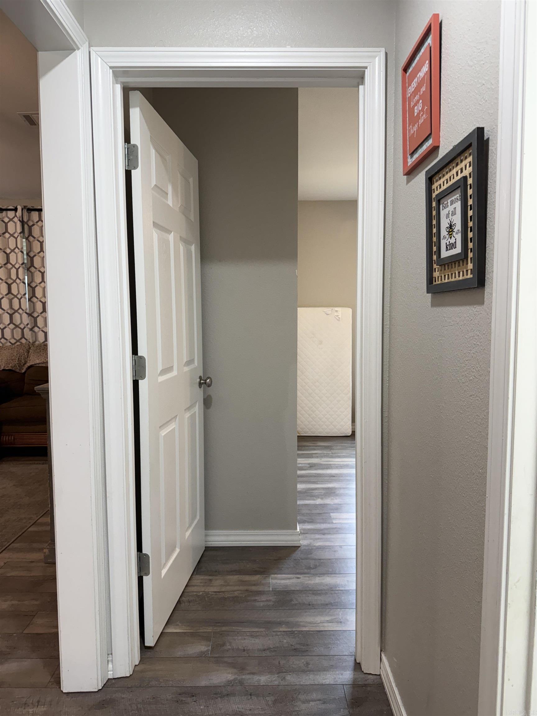 TAYLOR ESTATES - Residential