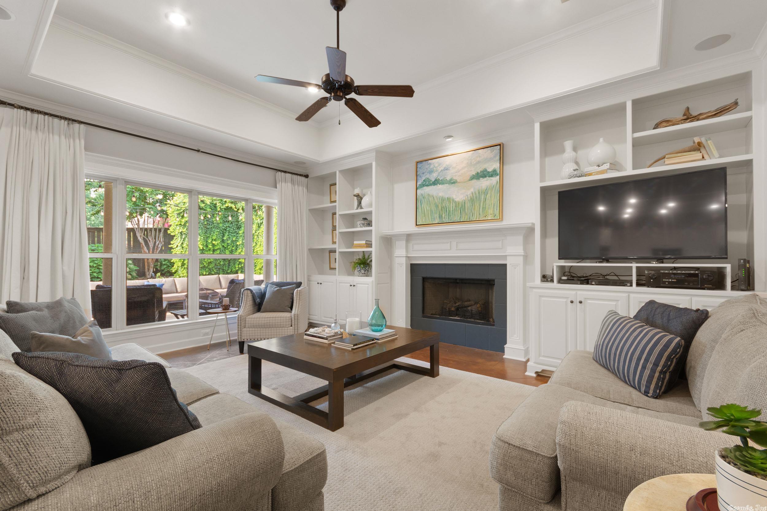 THE VILLAGES OF WELLINGTON - Residential