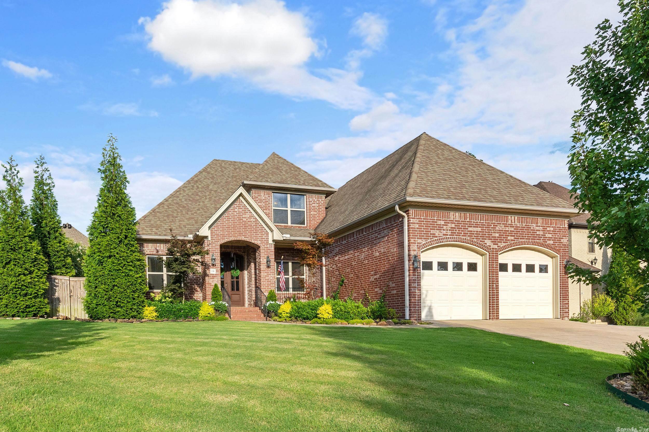 THE VILLAGES OF WELLINGTON - Residential