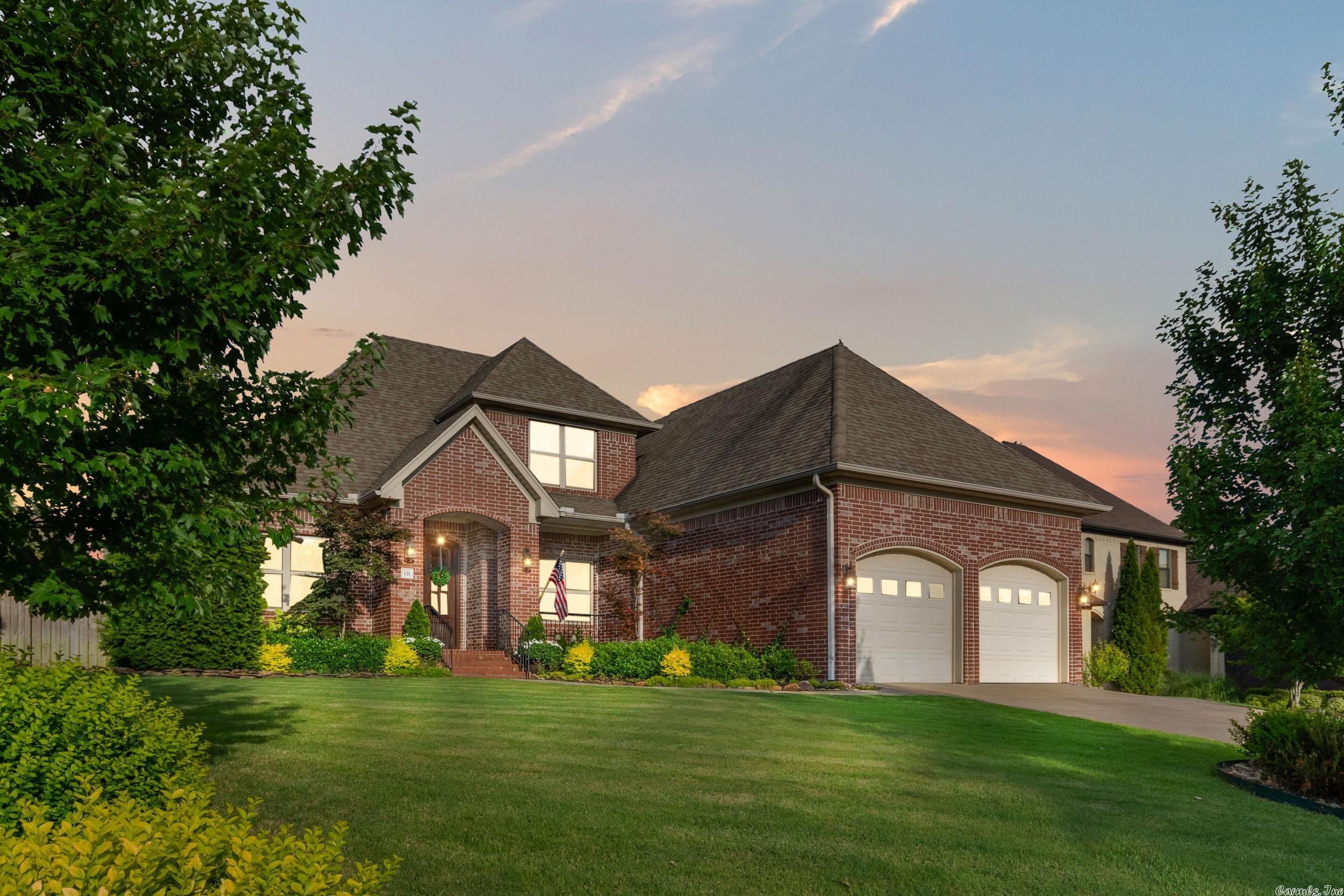 THE VILLAGES OF WELLINGTON - Residential