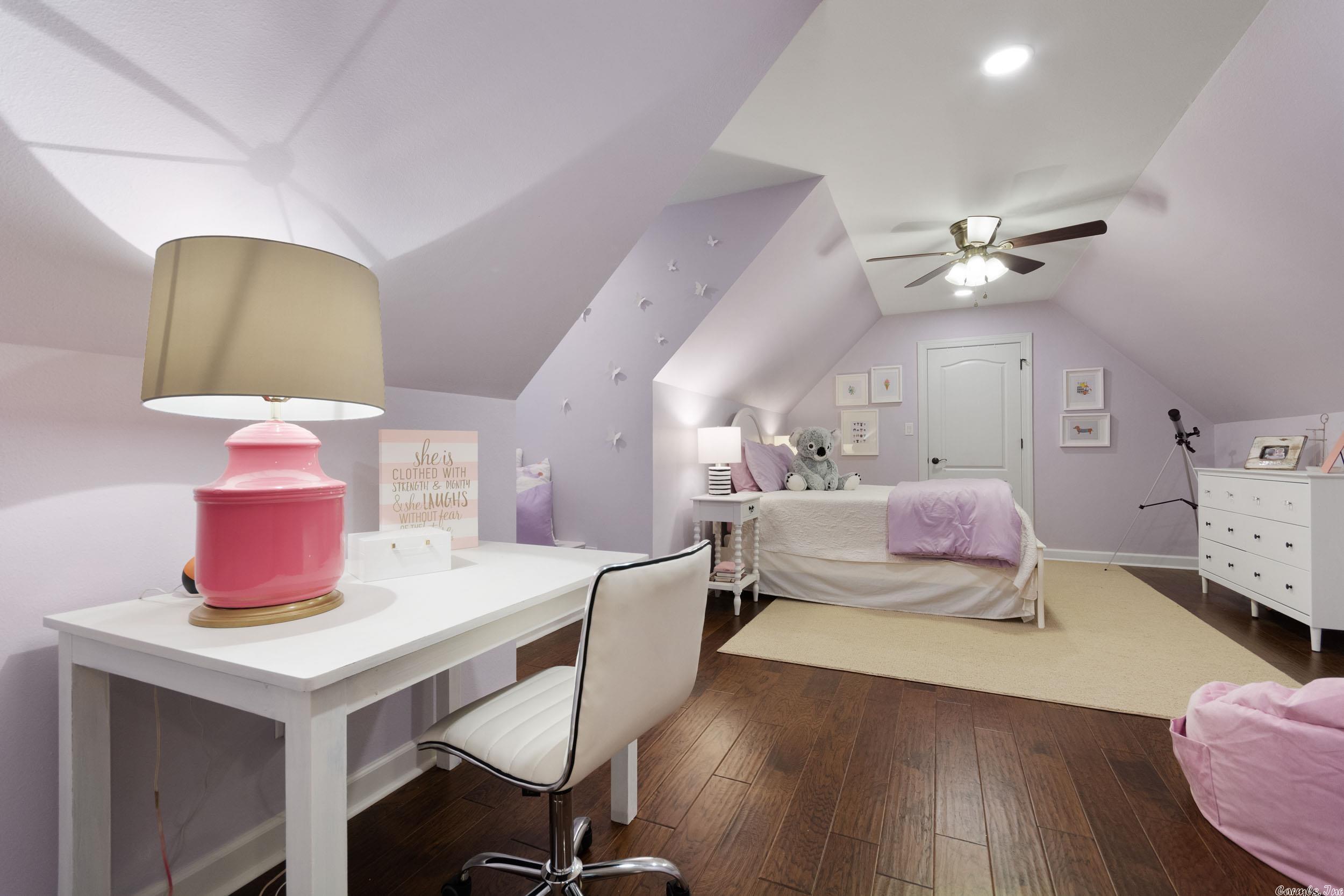 THE VILLAGES OF WELLINGTON - Residential