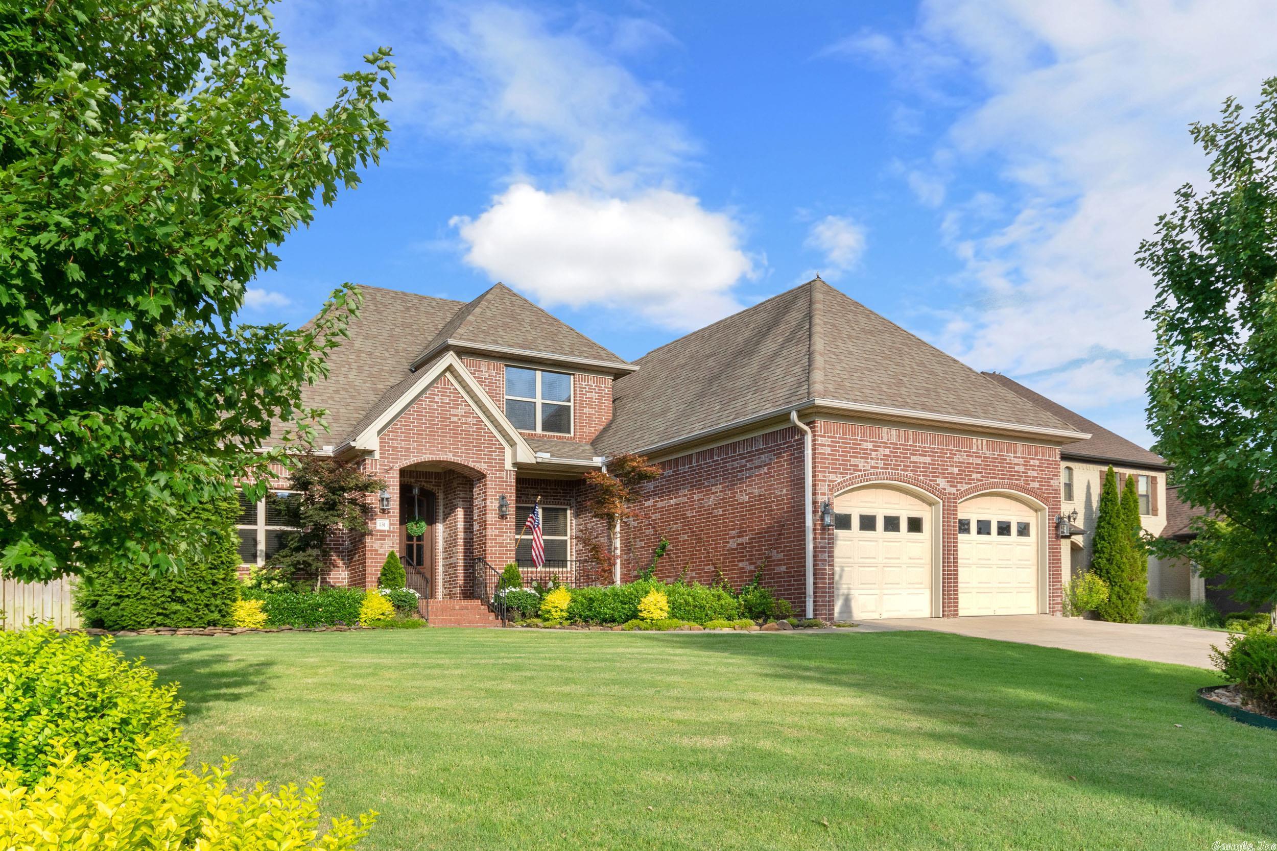 THE VILLAGES OF WELLINGTON - Residential