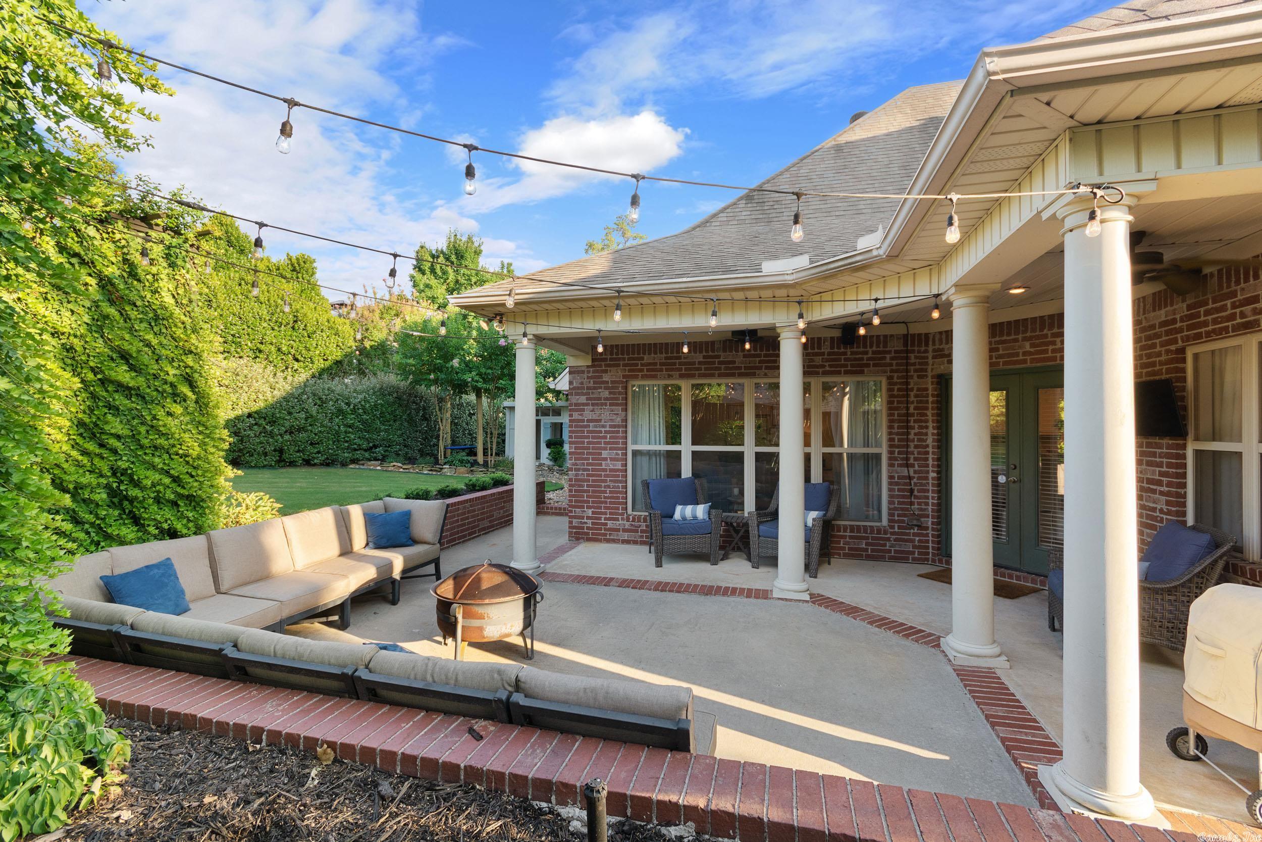 THE VILLAGES OF WELLINGTON - Residential