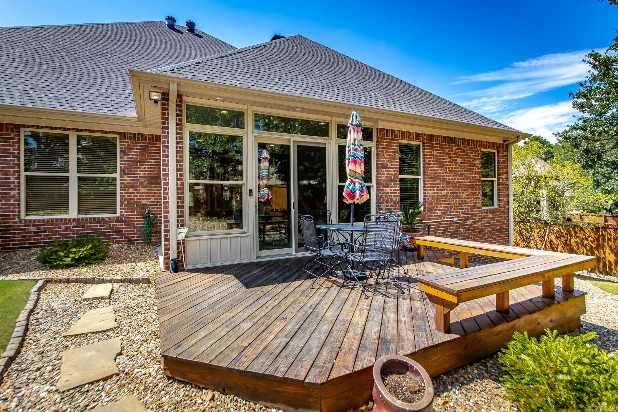 CHENAL VALLEY "TOURNAY CIRCLE" - Residential